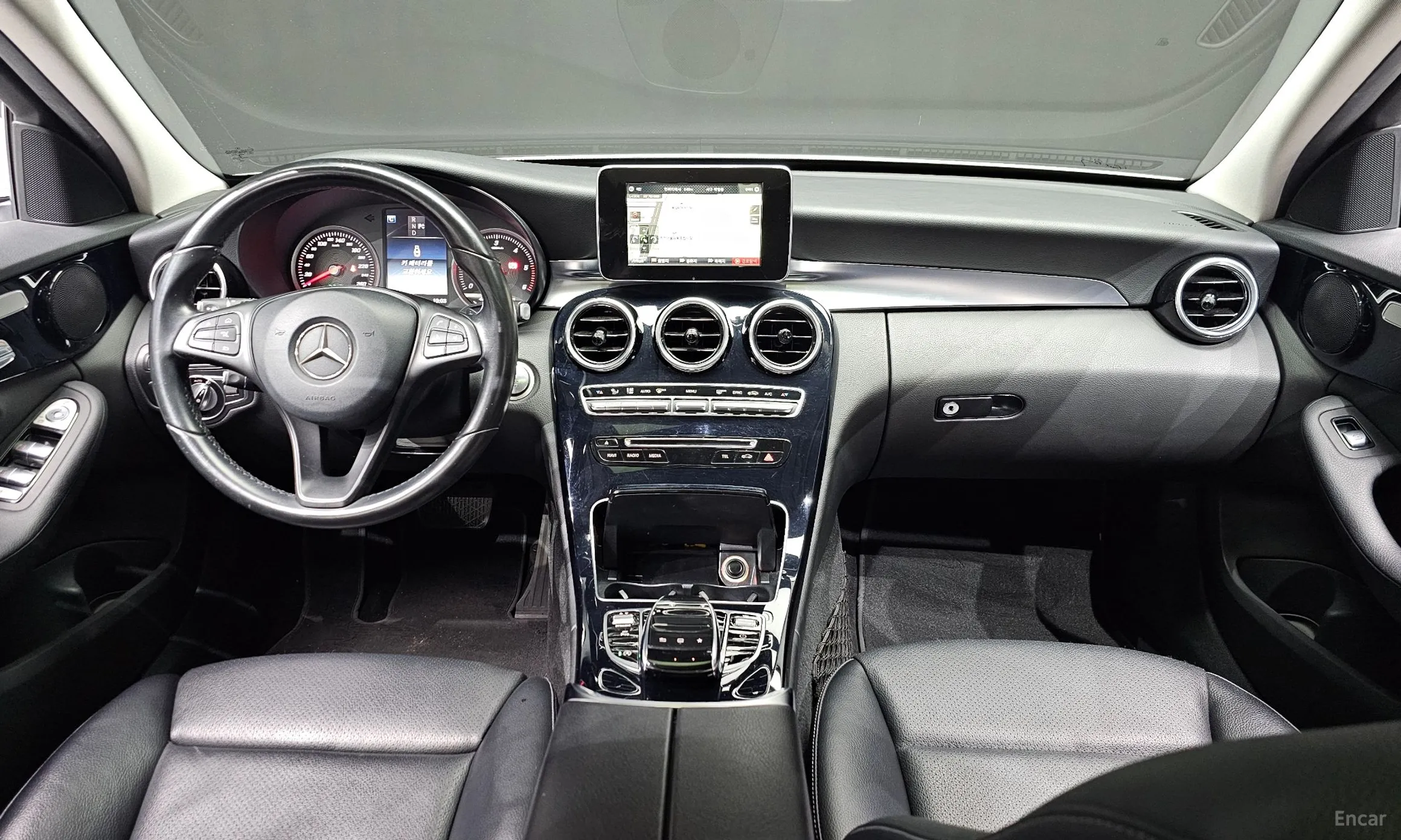 Mercedes Benz C-Class W205 превью 4