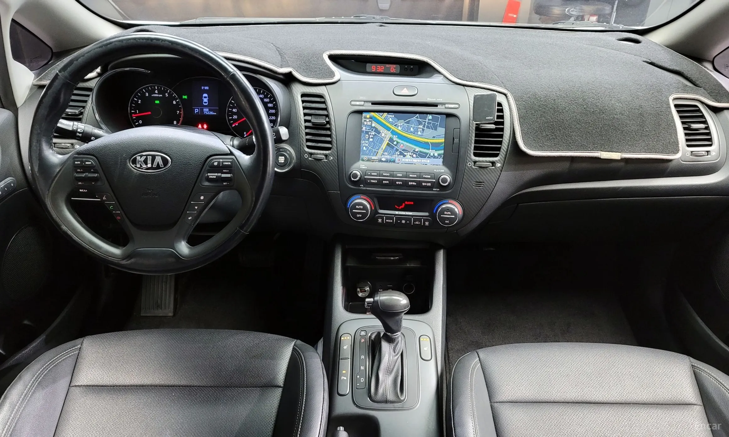 Kia K3 превью 4