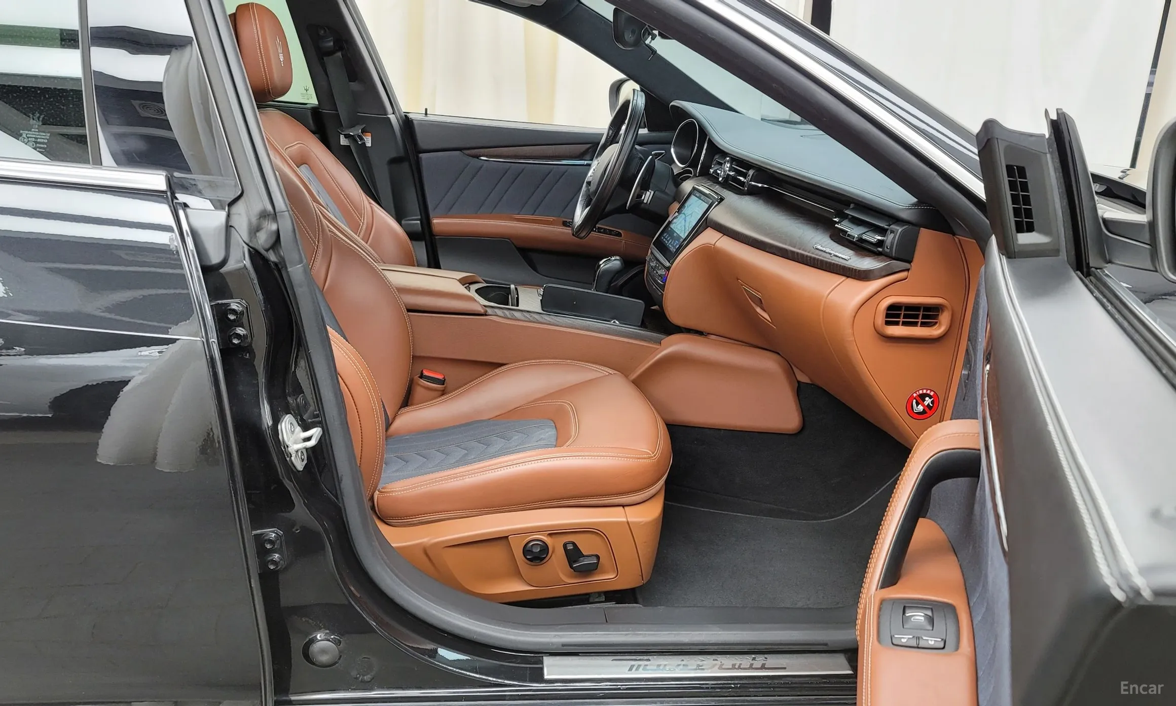 Maserati Quattroporte превью 11