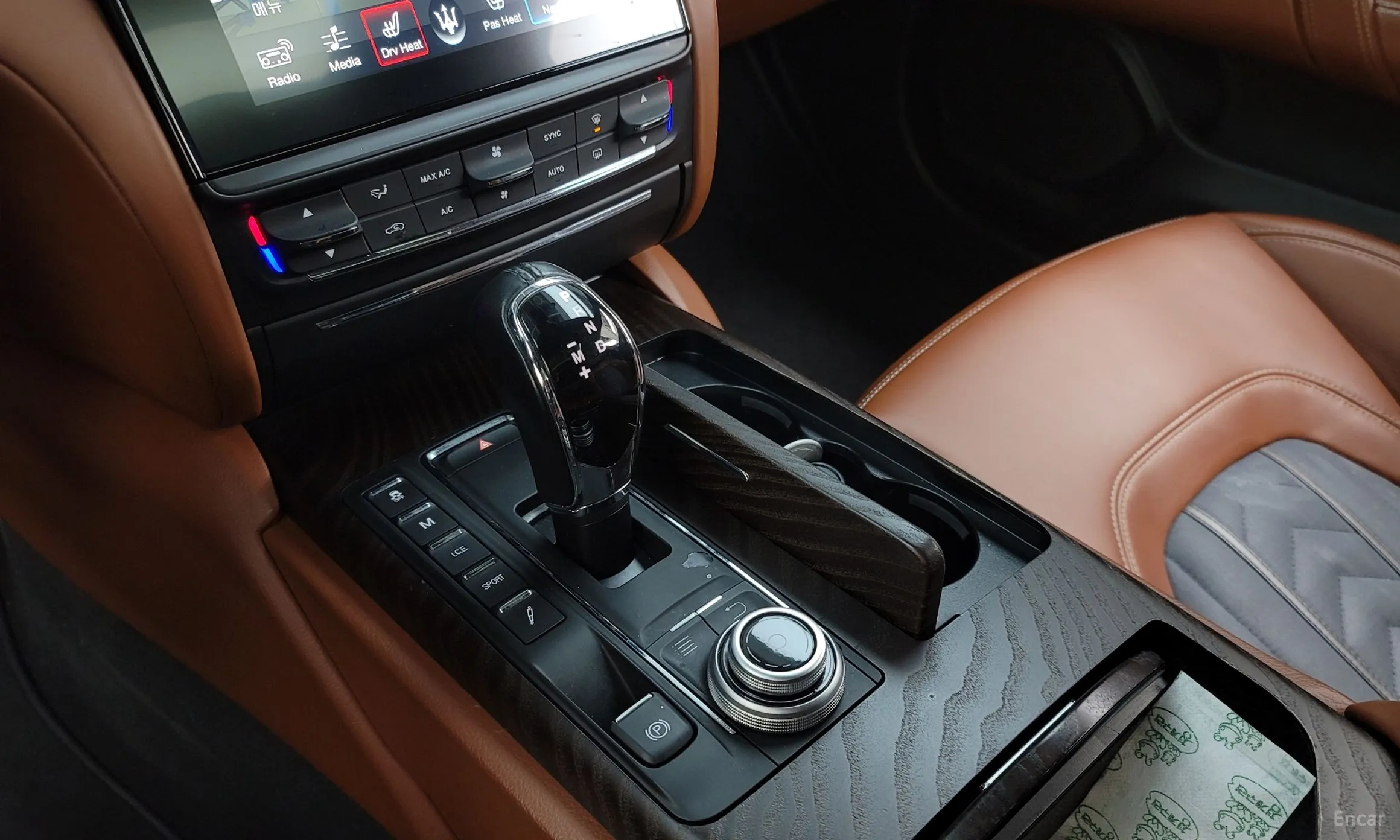 Maserati Quattroporte превью 9