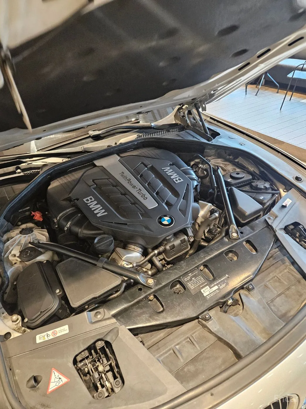 BMW 7 Series (F01) превью 4