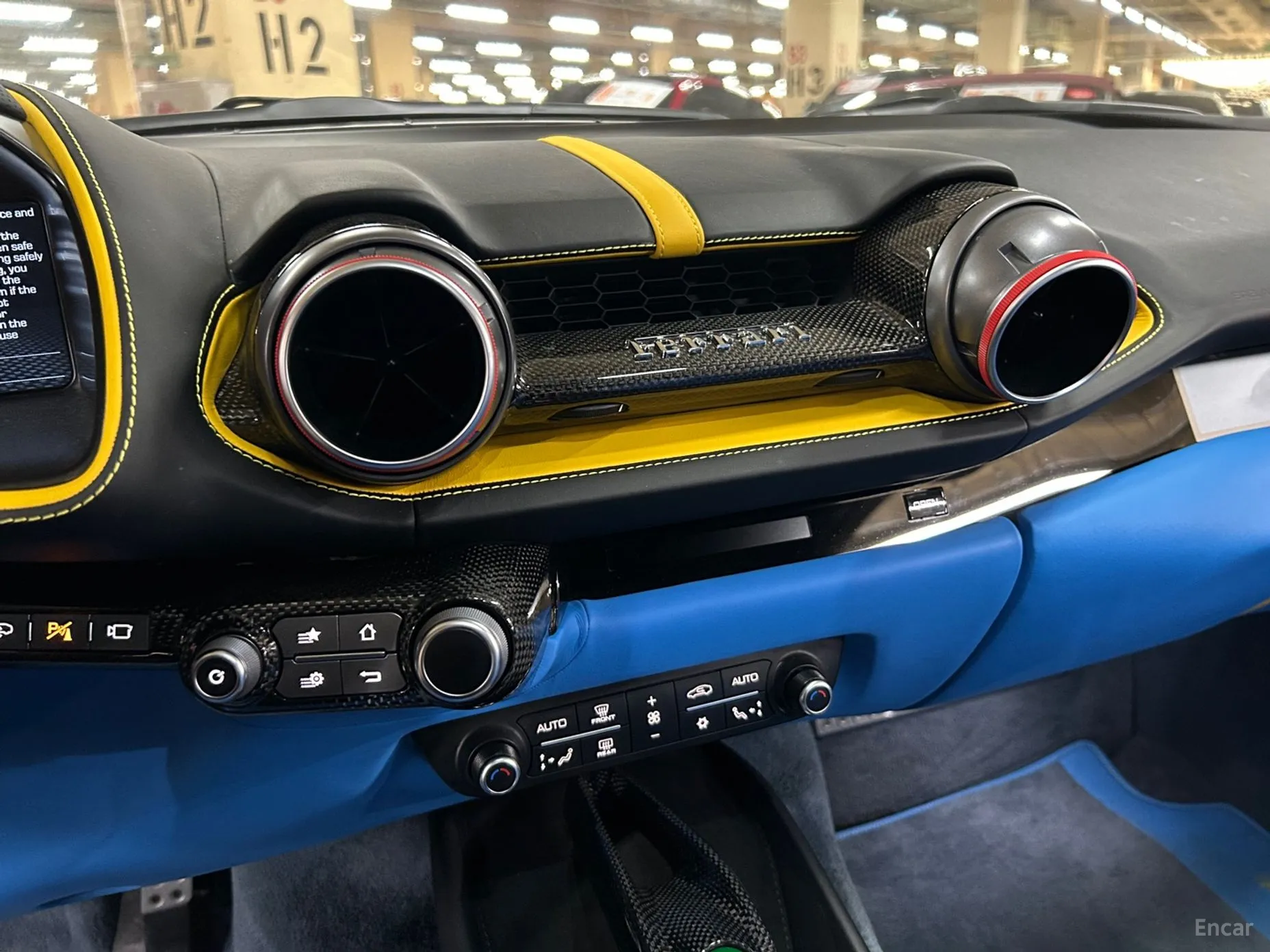 Ferrari 812 Superfast превью 15