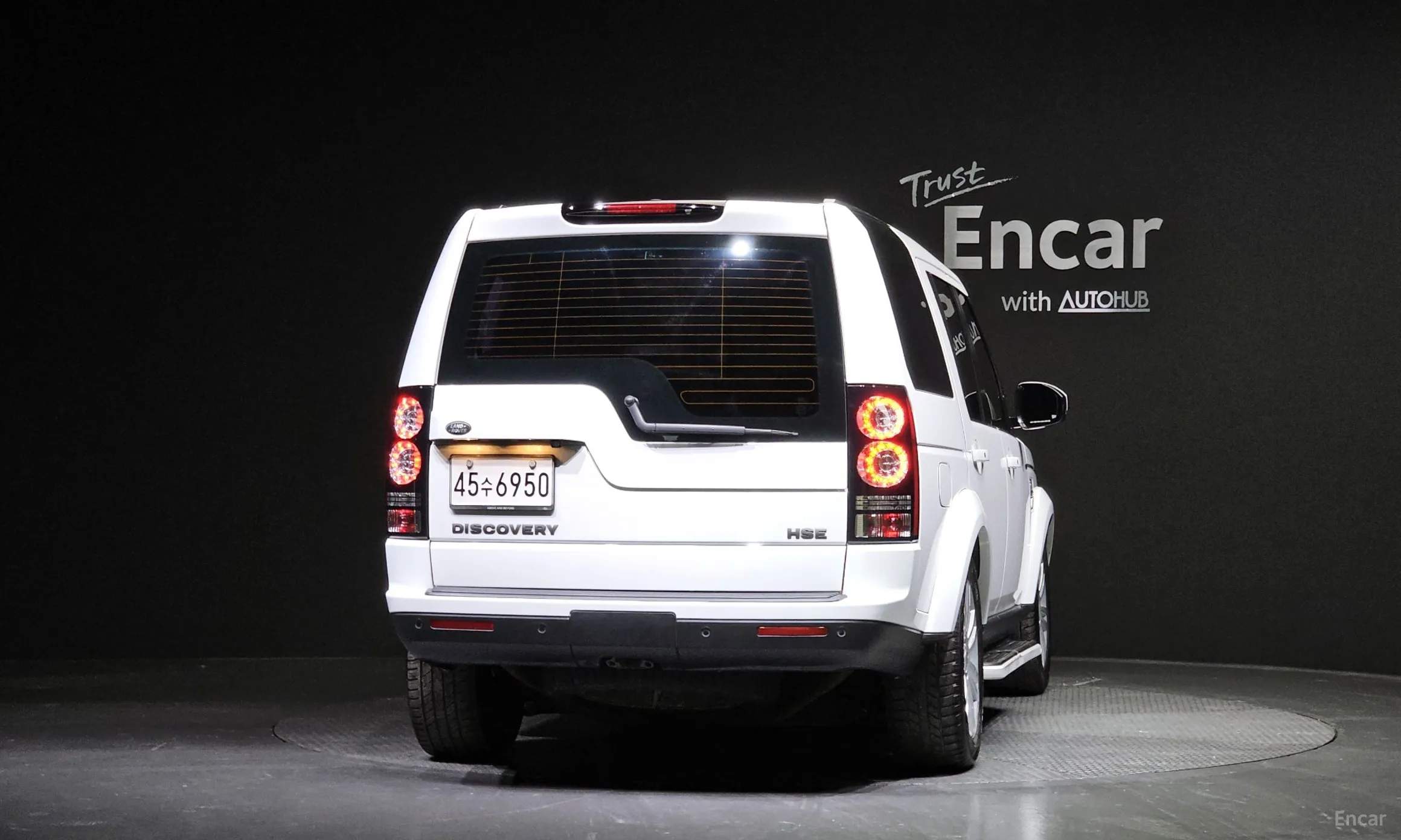 Land Rover Discovery 4 превью 3