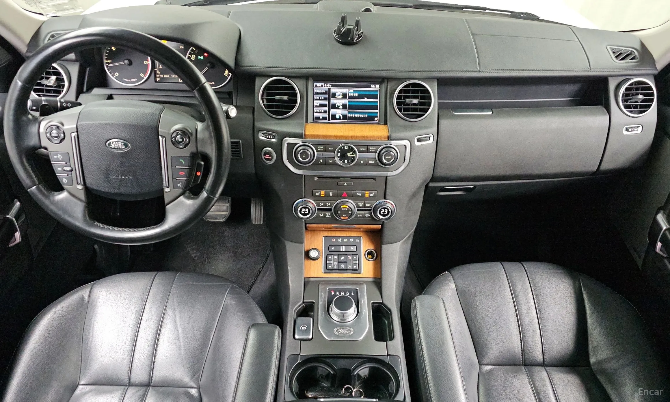 Land Rover Discovery 4 превью 4