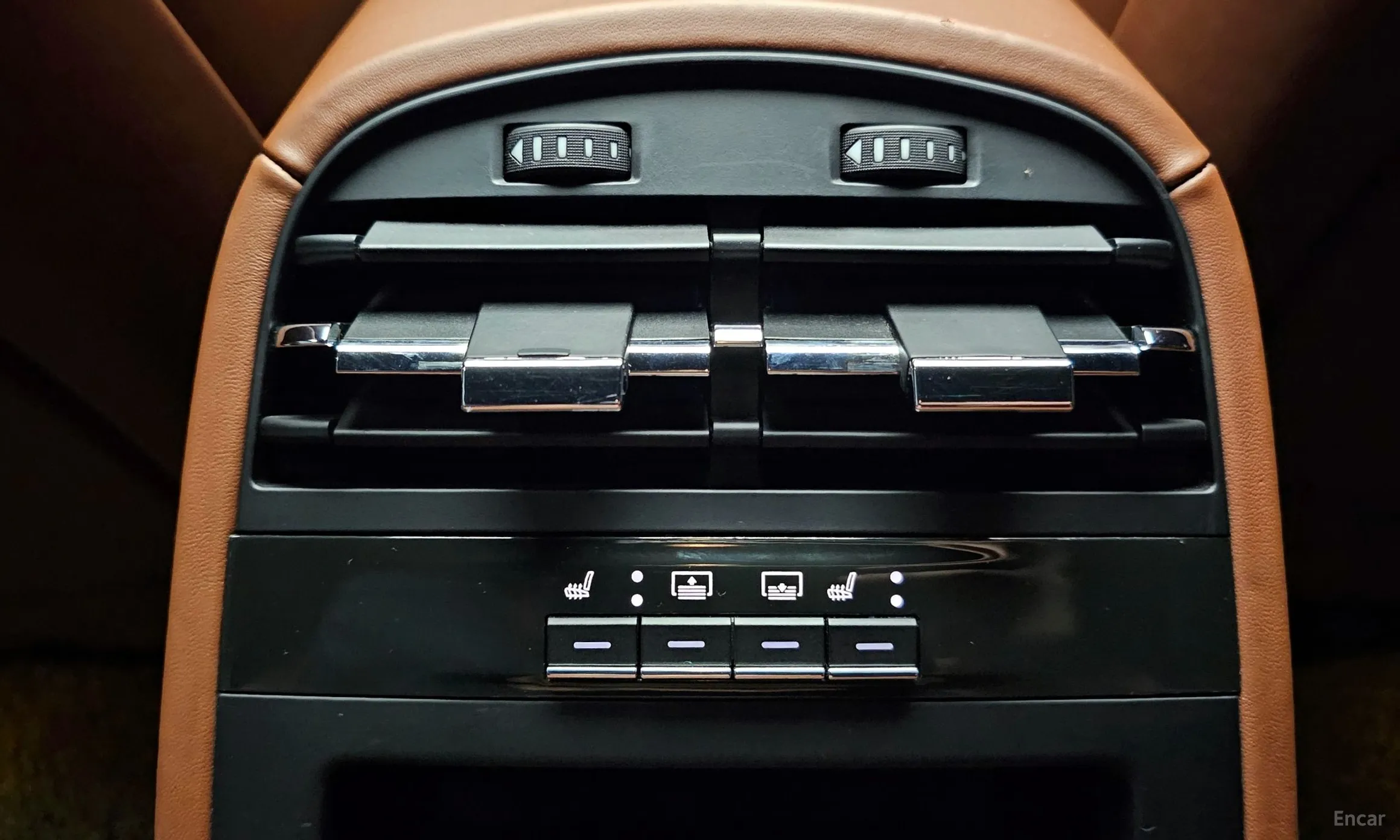 Maserati Quattroporte превью 16