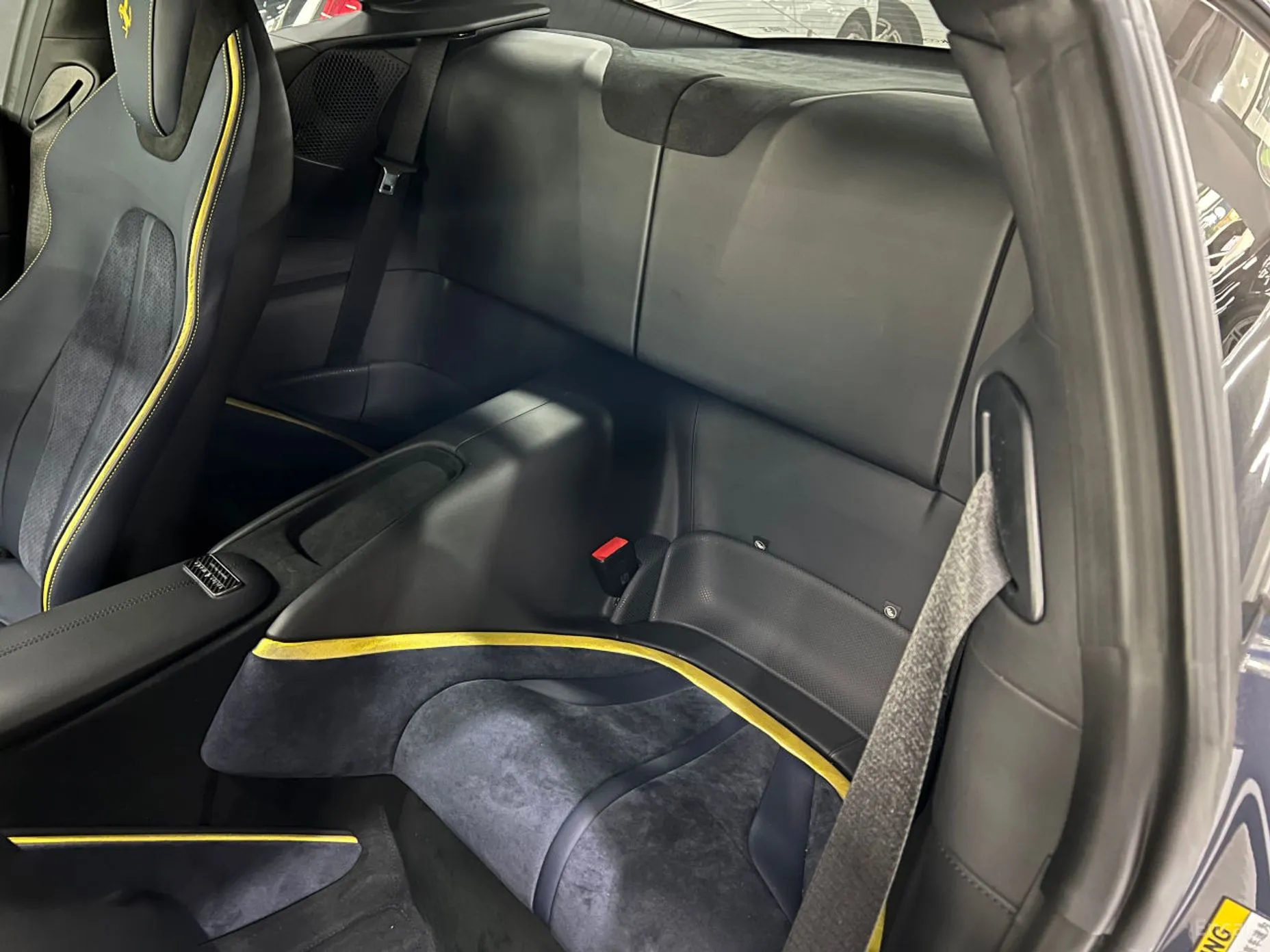 Ferrari rome превью 15