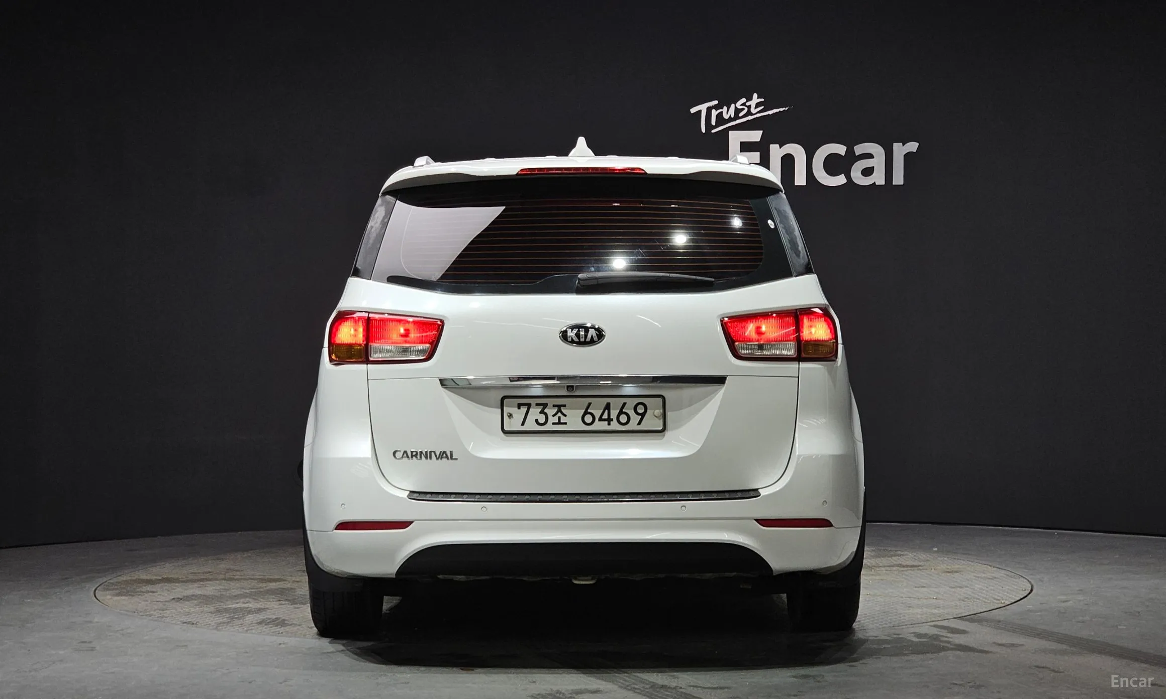 Kia Carnival превью 3