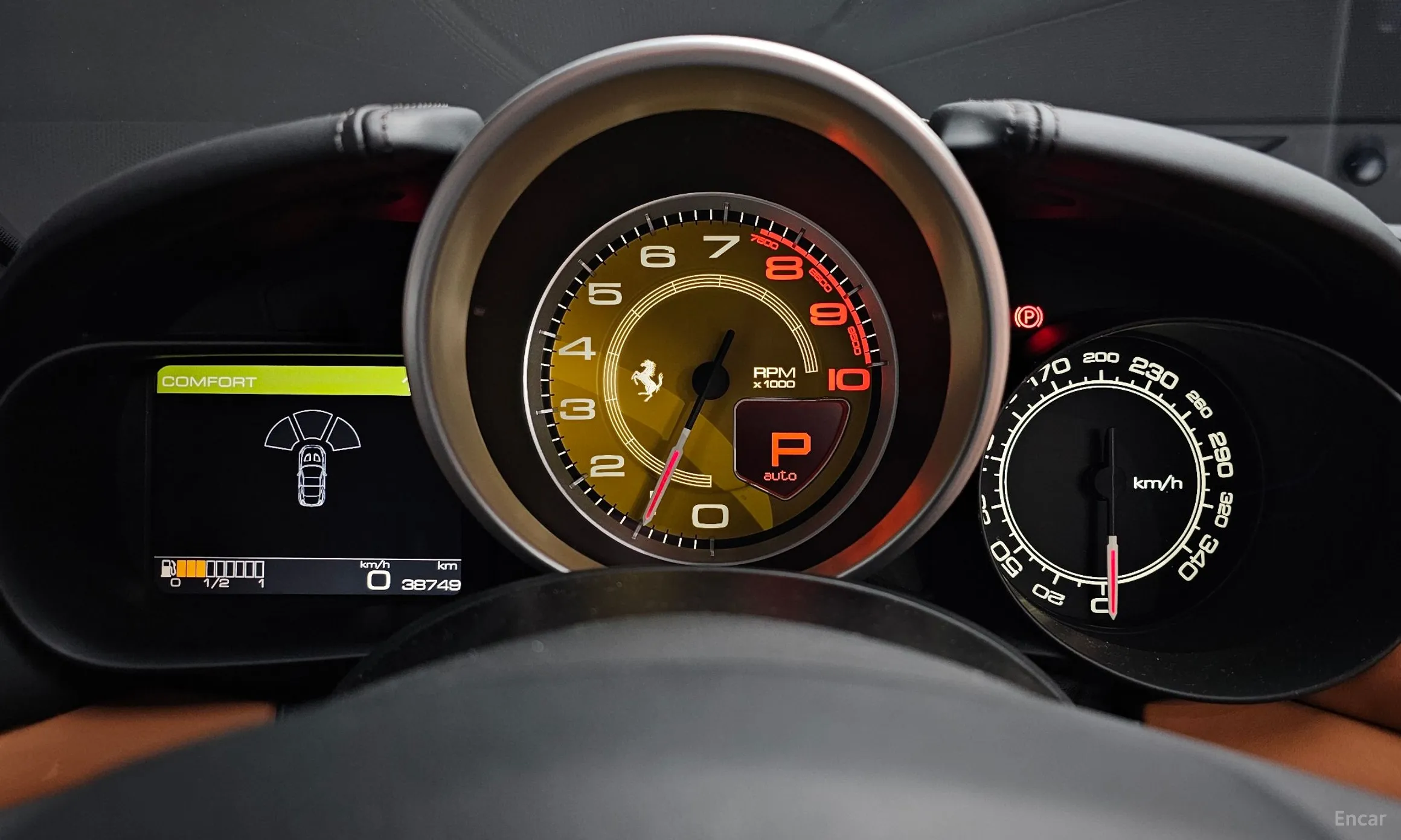 Ferrari California превью 8