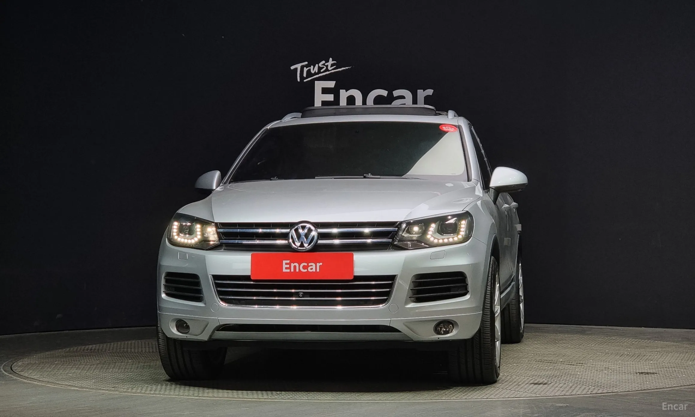 Volkswagen New Touareg превью 2