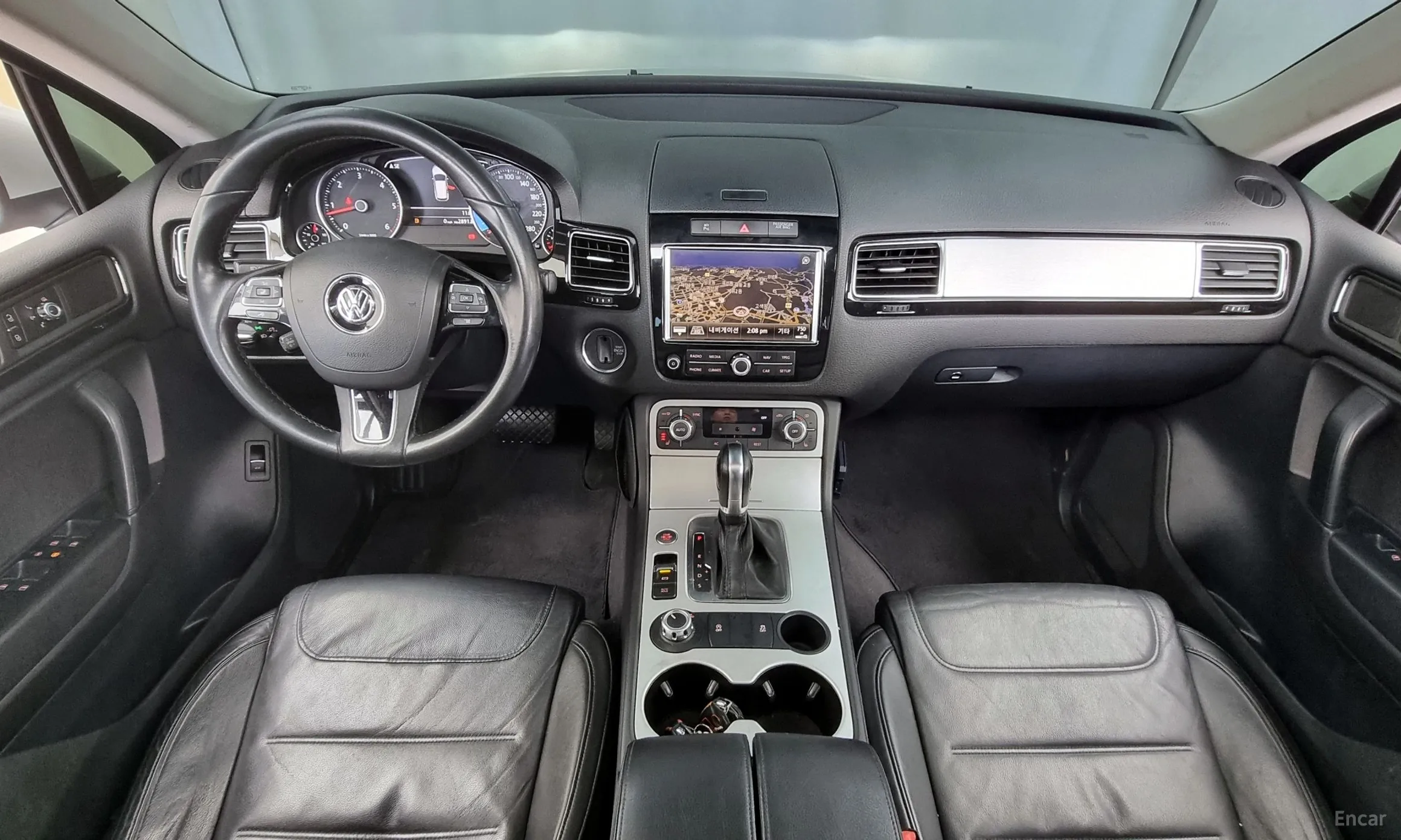 Volkswagen New Touareg превью 4