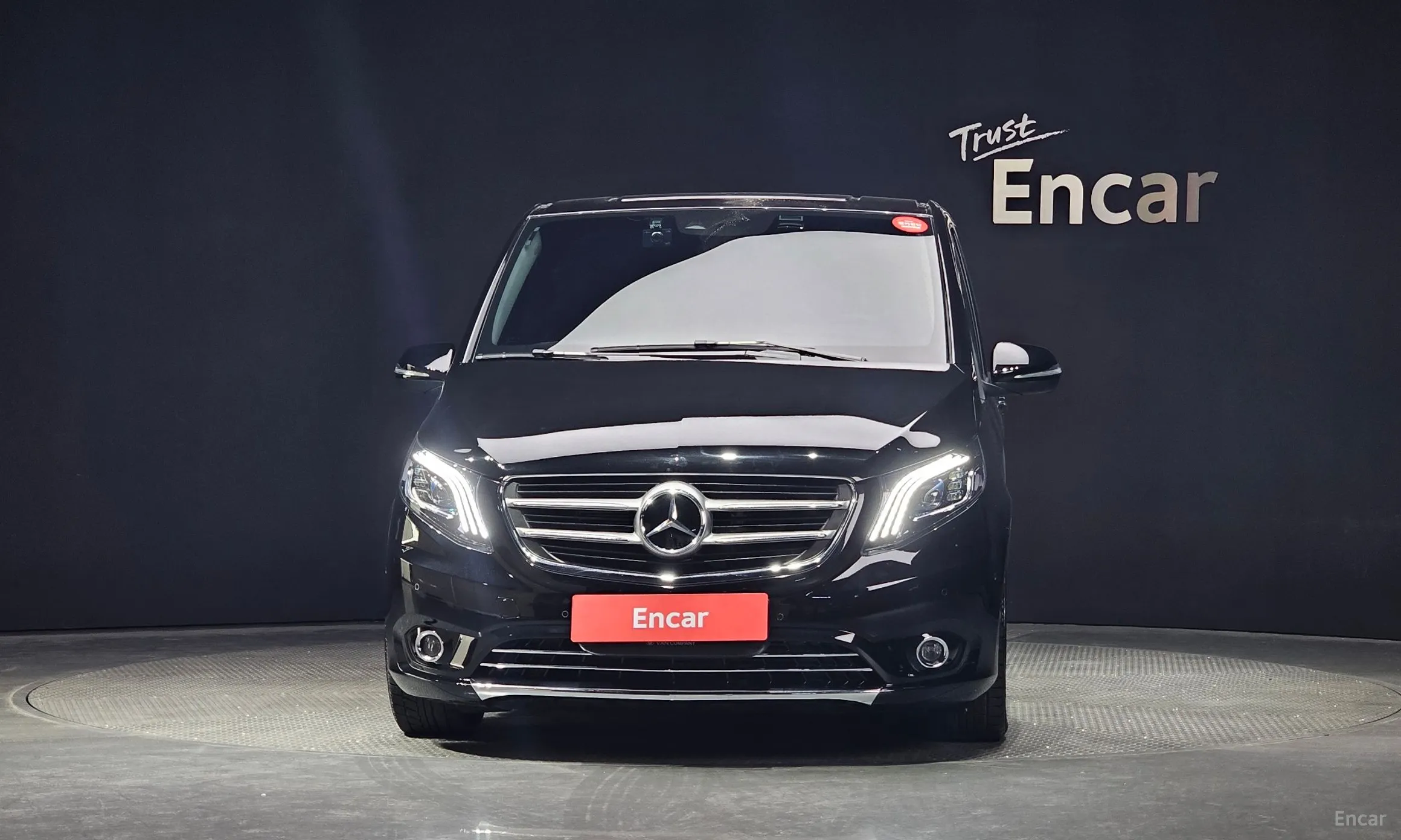 Mercedes Benz V-Class