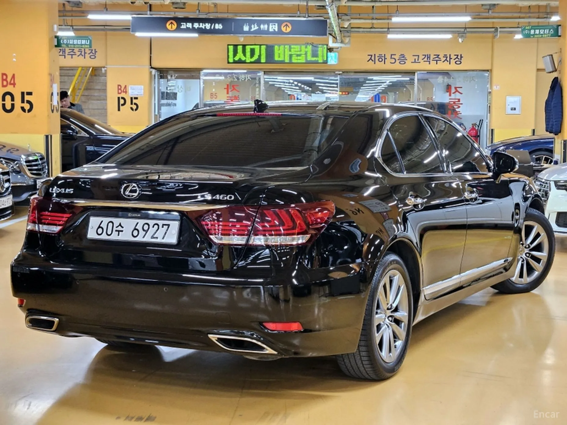 Lexus LS460 превью 4