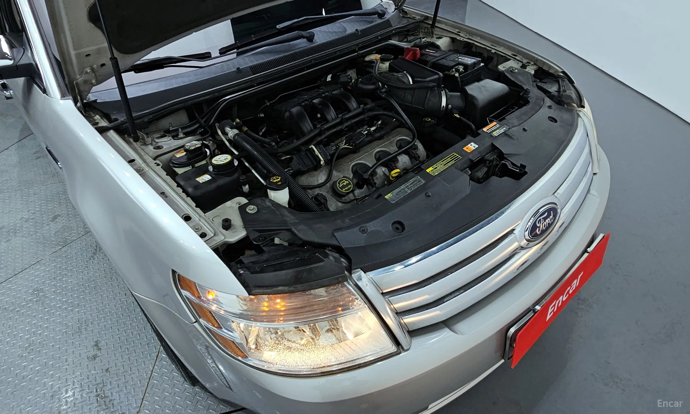 Ford Taurus превью 6