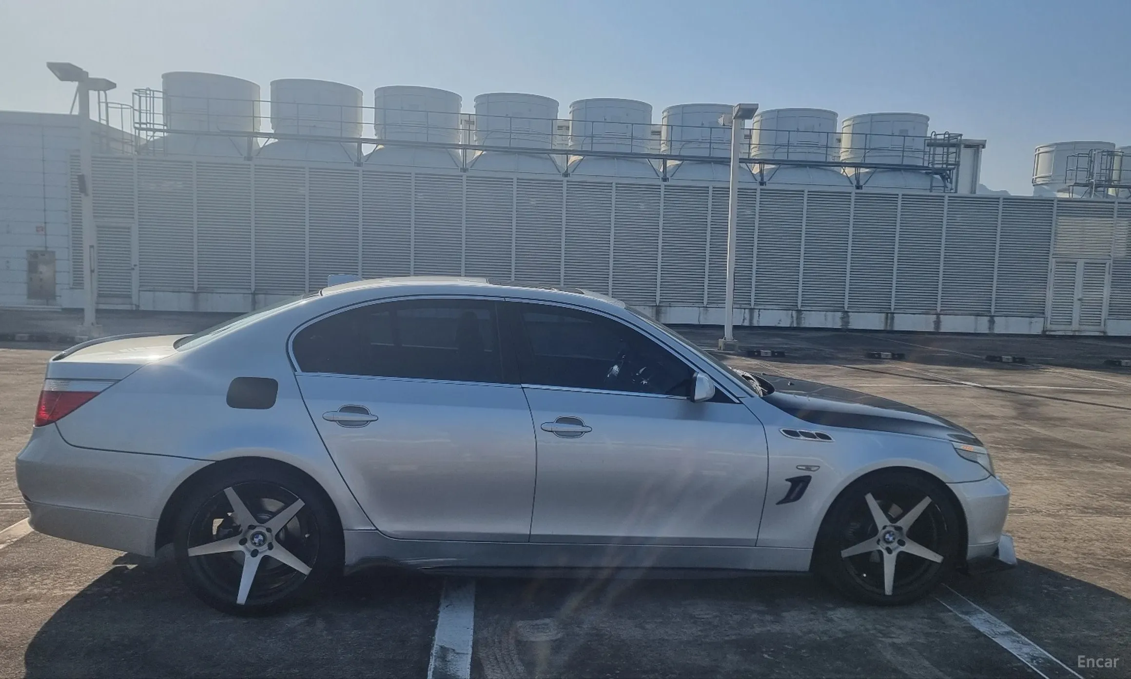 BMW 5 Series (E60) превью 4