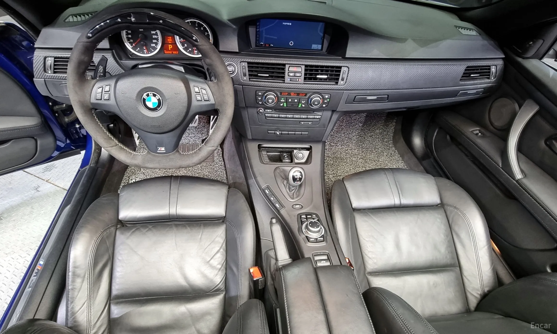 BMW M3 (E90) превью 4