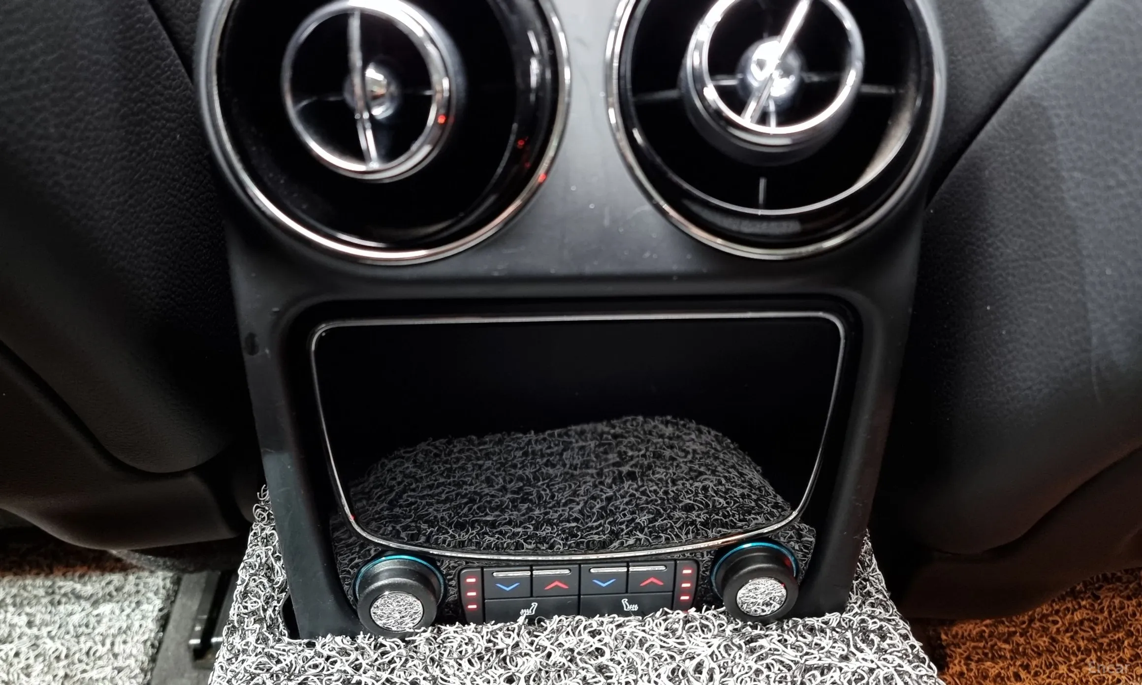 Jaguar All New XJ превью 19
