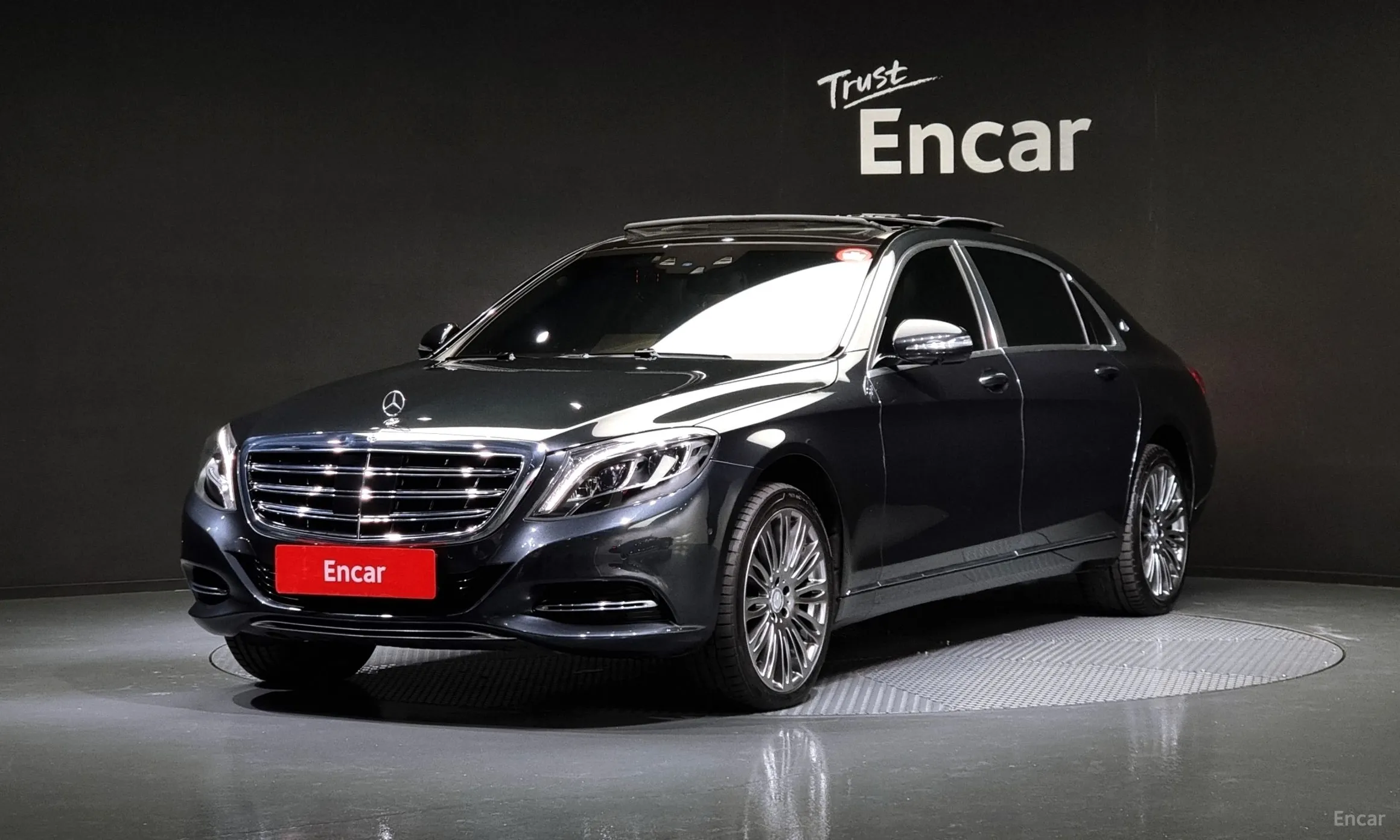 Mercedes Benz S-Class W222