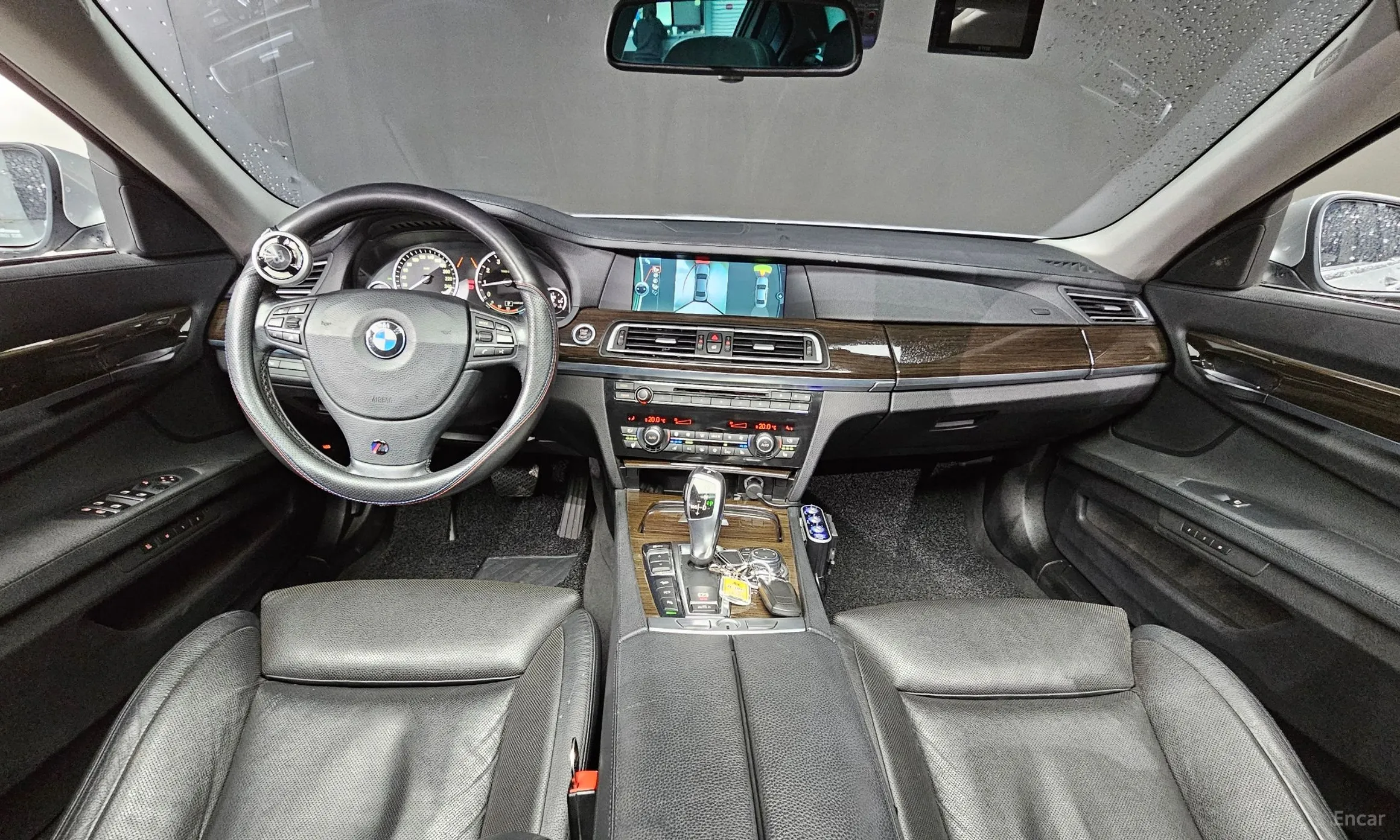 BMW 7 Series (F01) превью 4