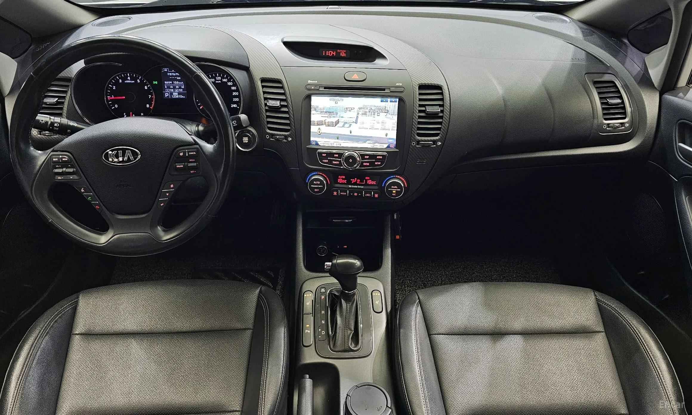Kia K3 превью 4