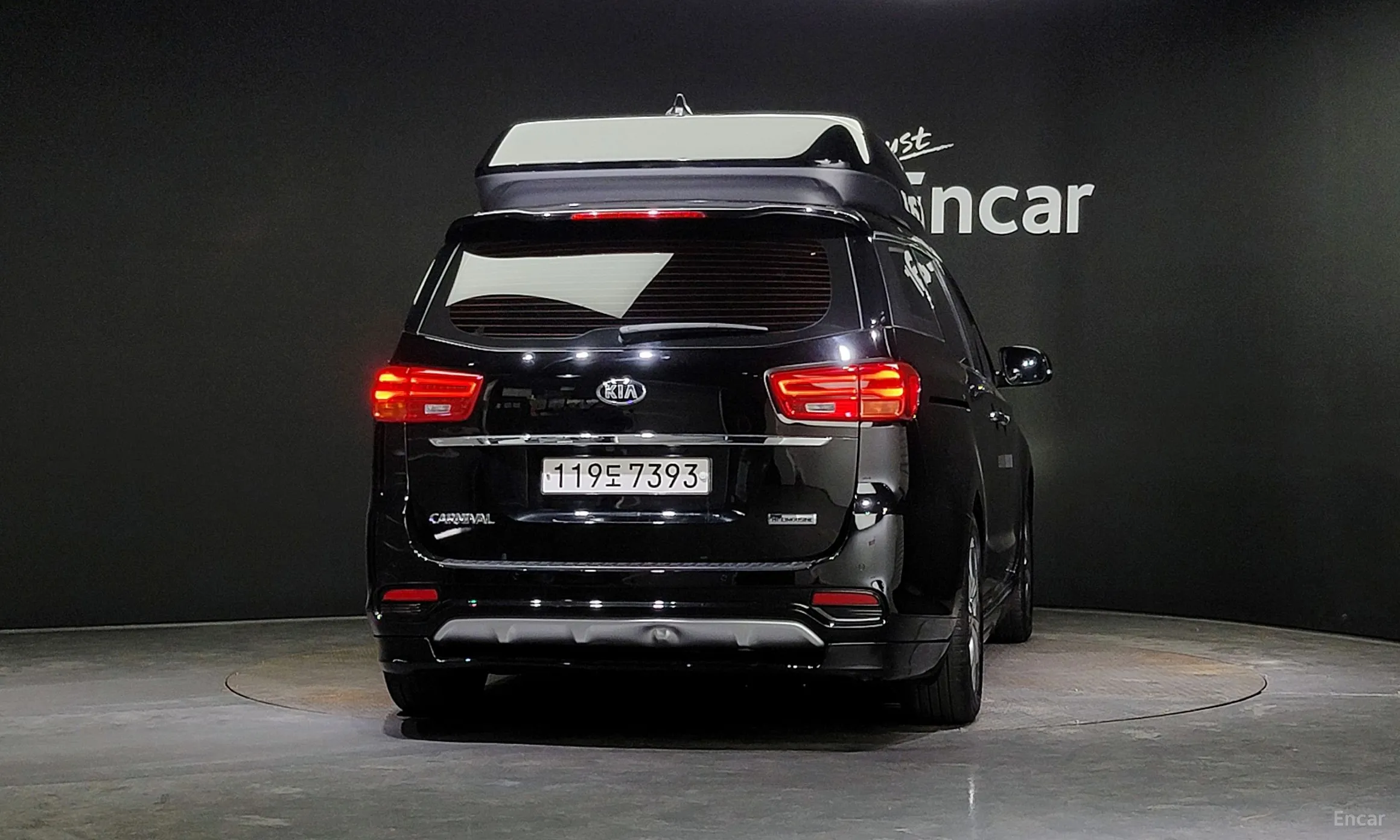 Kia Carnival превью 3