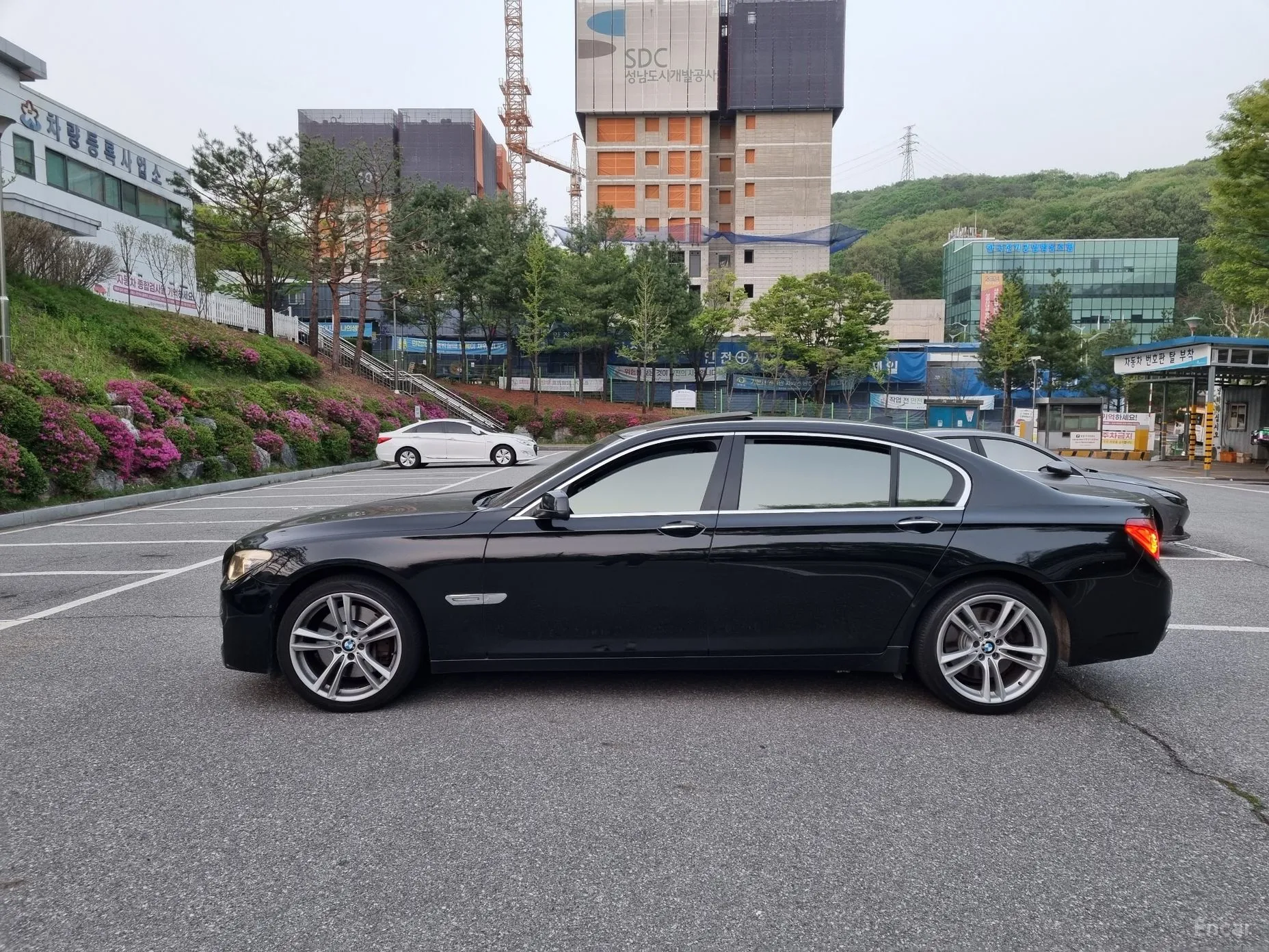 BMW 7 Series (F01) превью 3