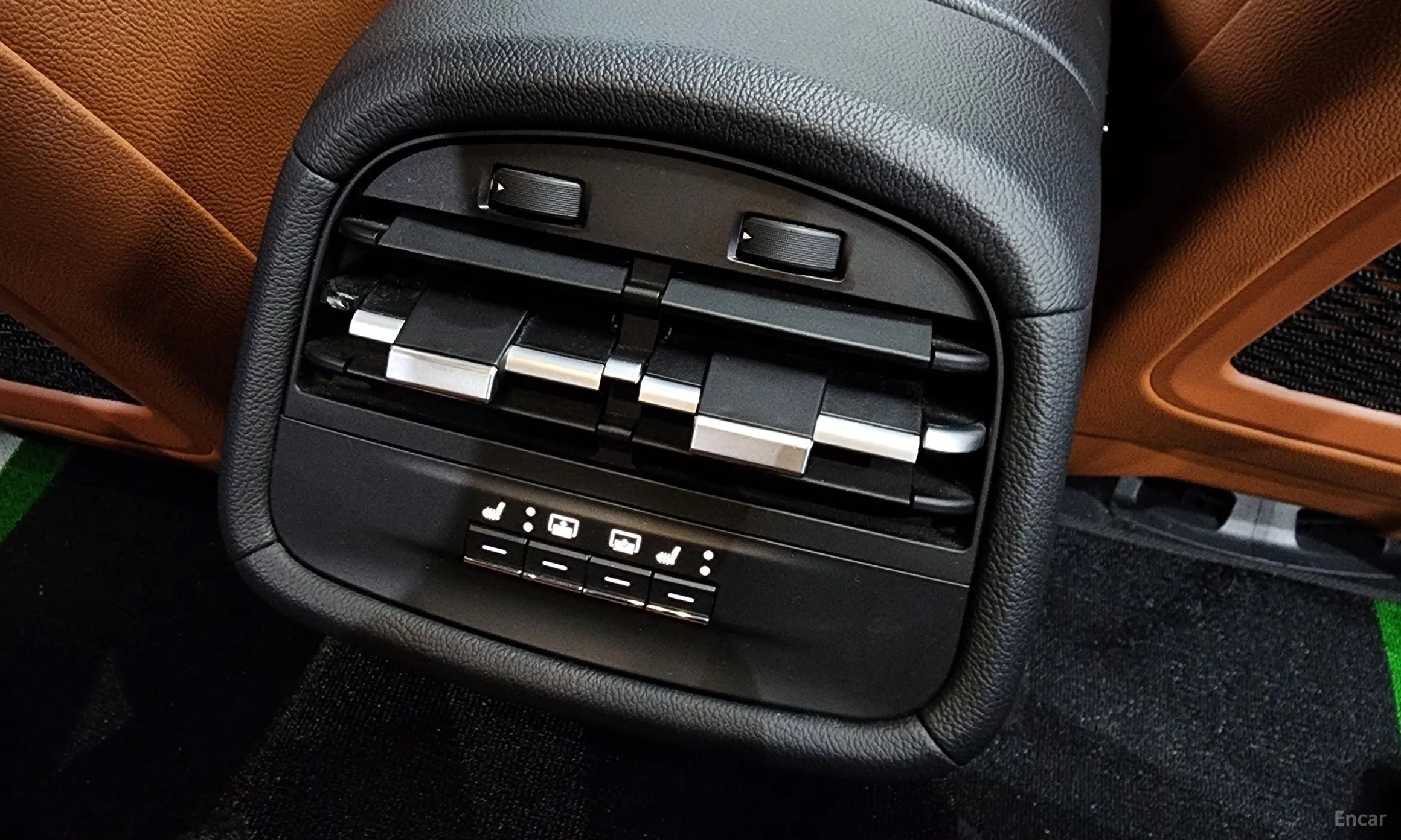 Maserati Ghibli превью 18