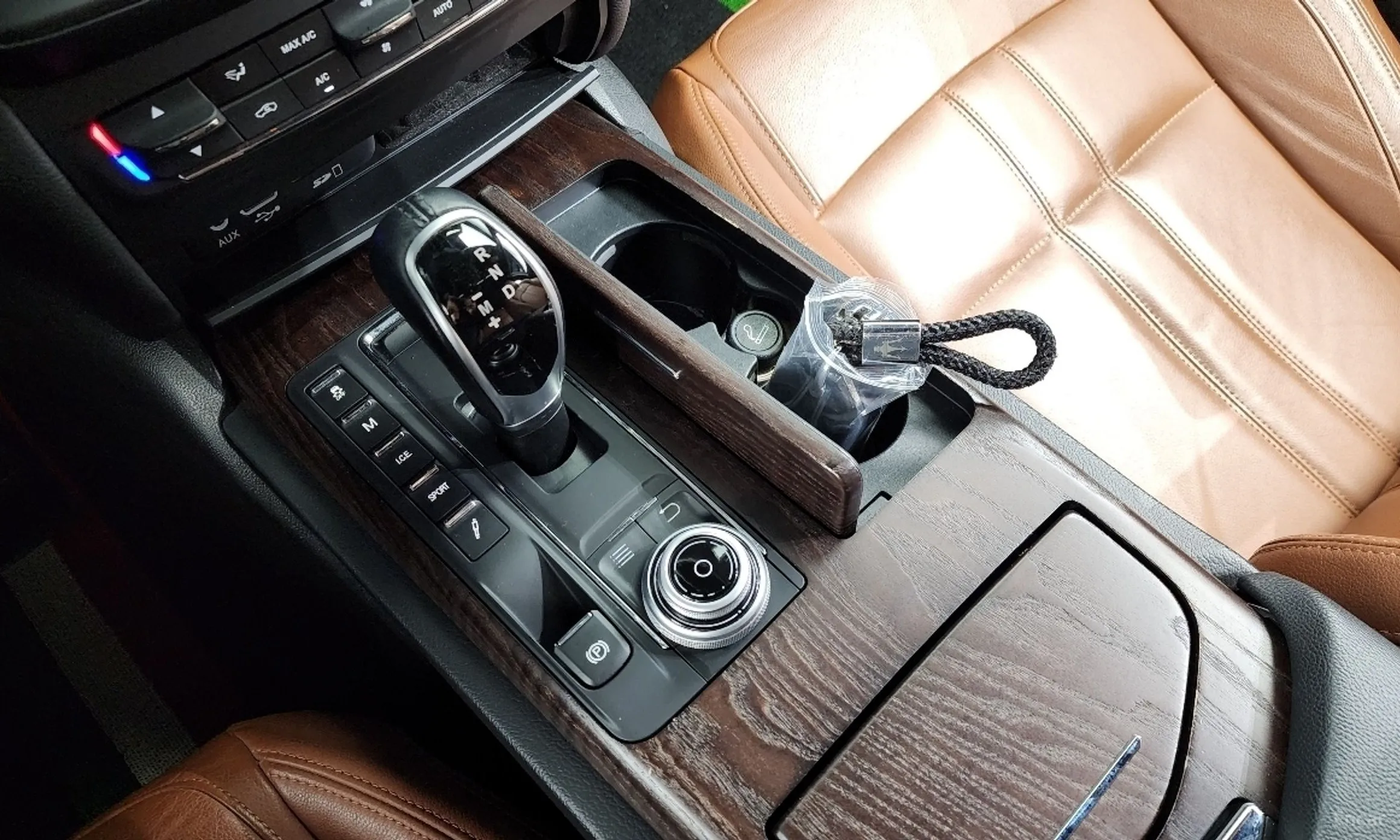 Maserati Ghibli превью 9