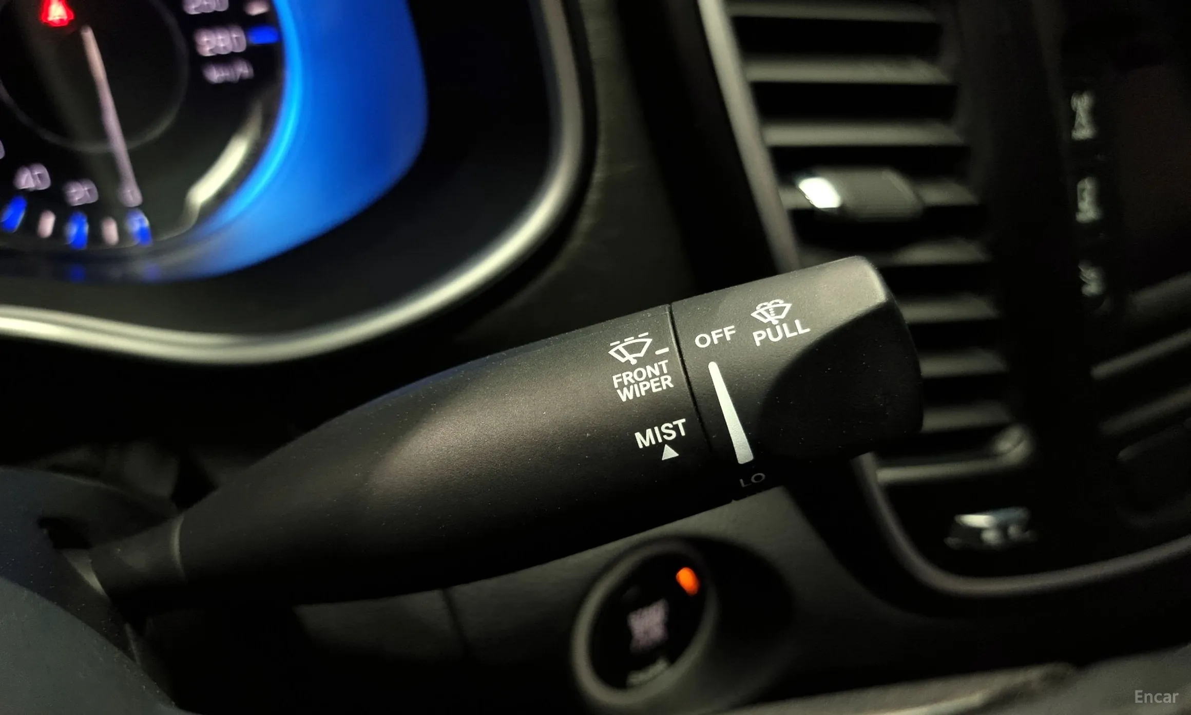 Chrysler 200 Second generation превью 18