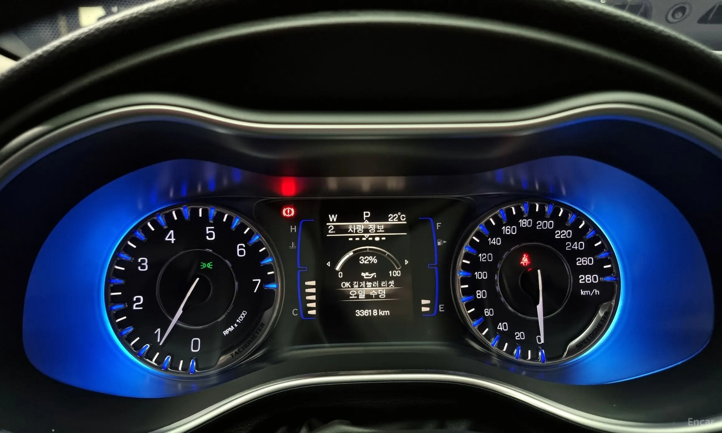 Chrysler 200 Second generation превью 8