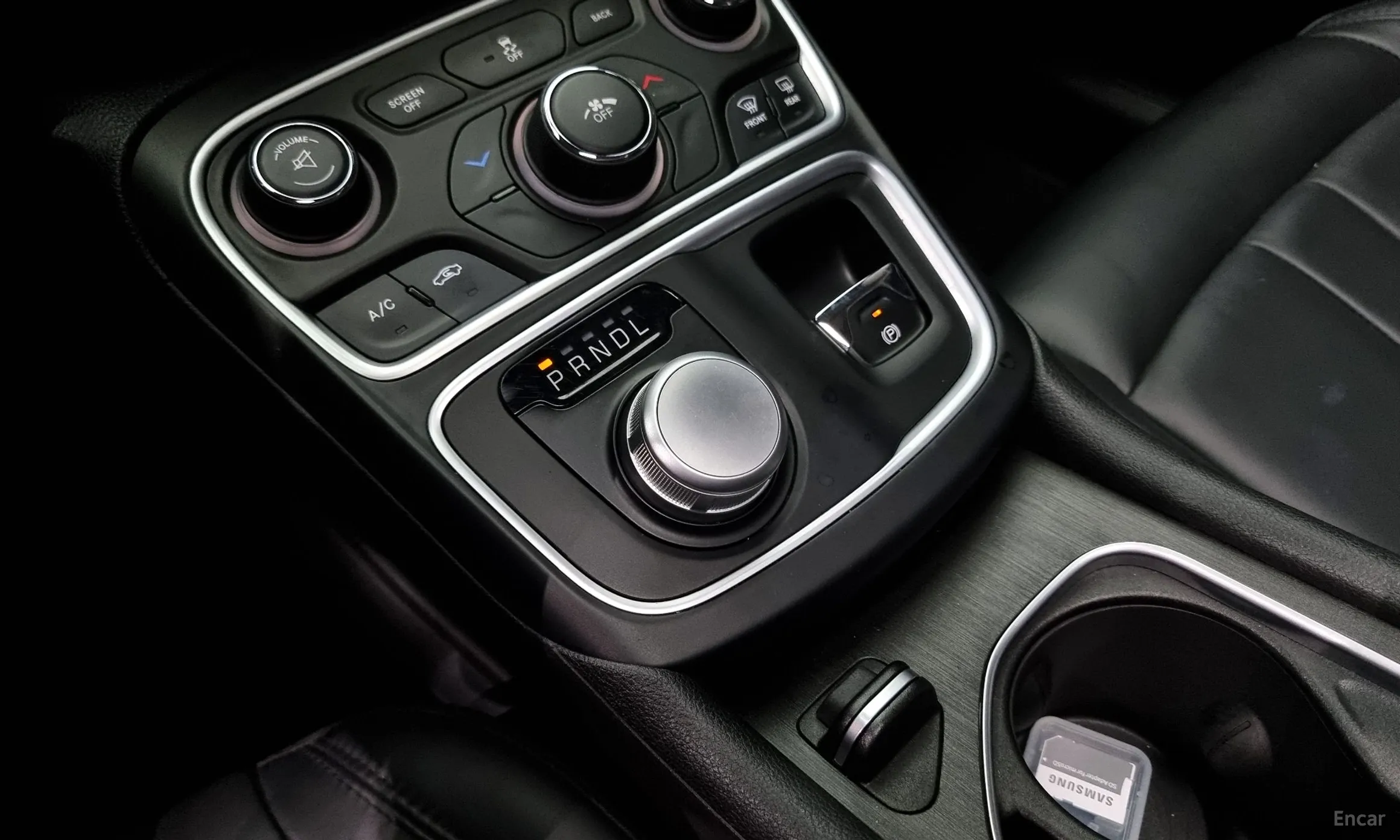 Chrysler 200 Second generation превью 9