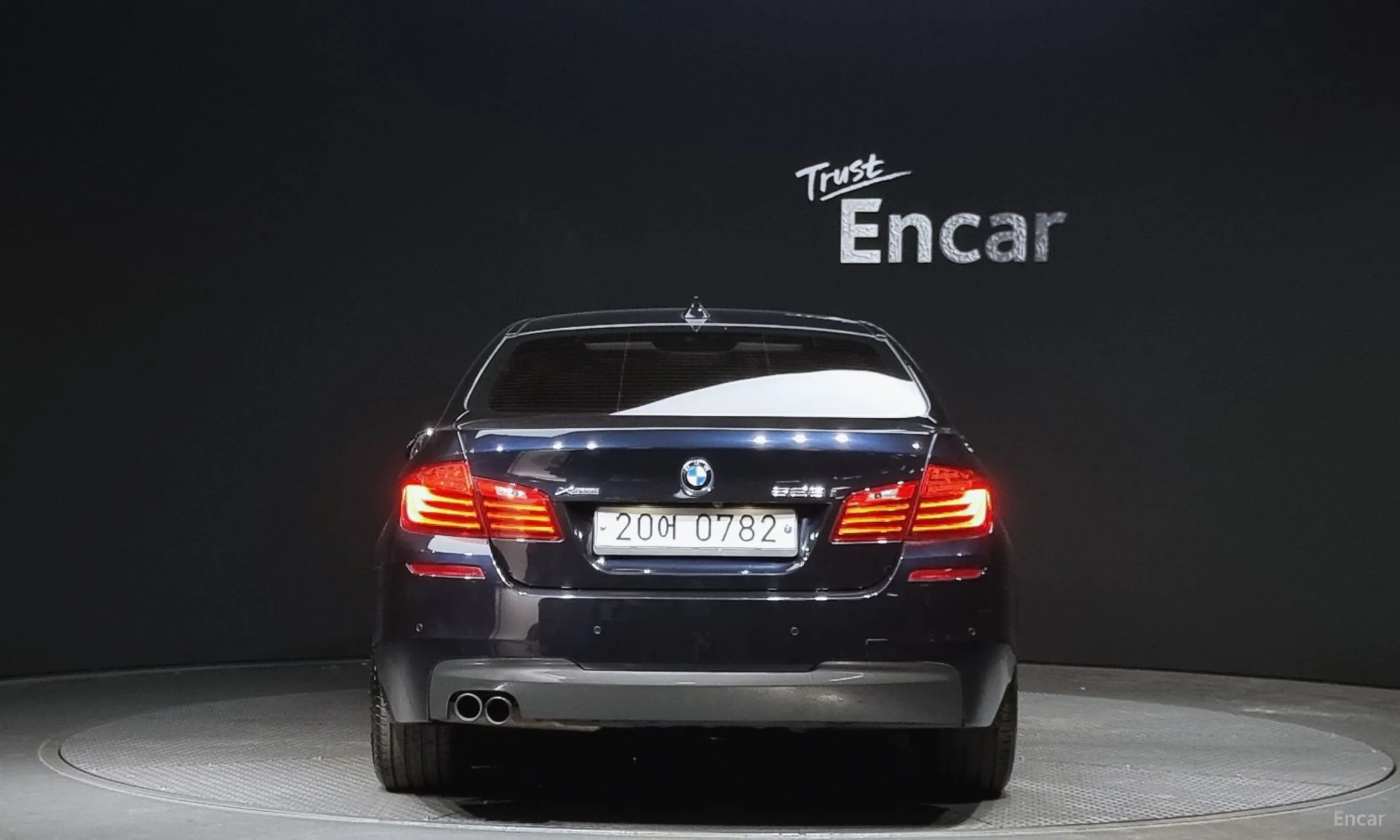 BMW 5 Series (F10) превью 3