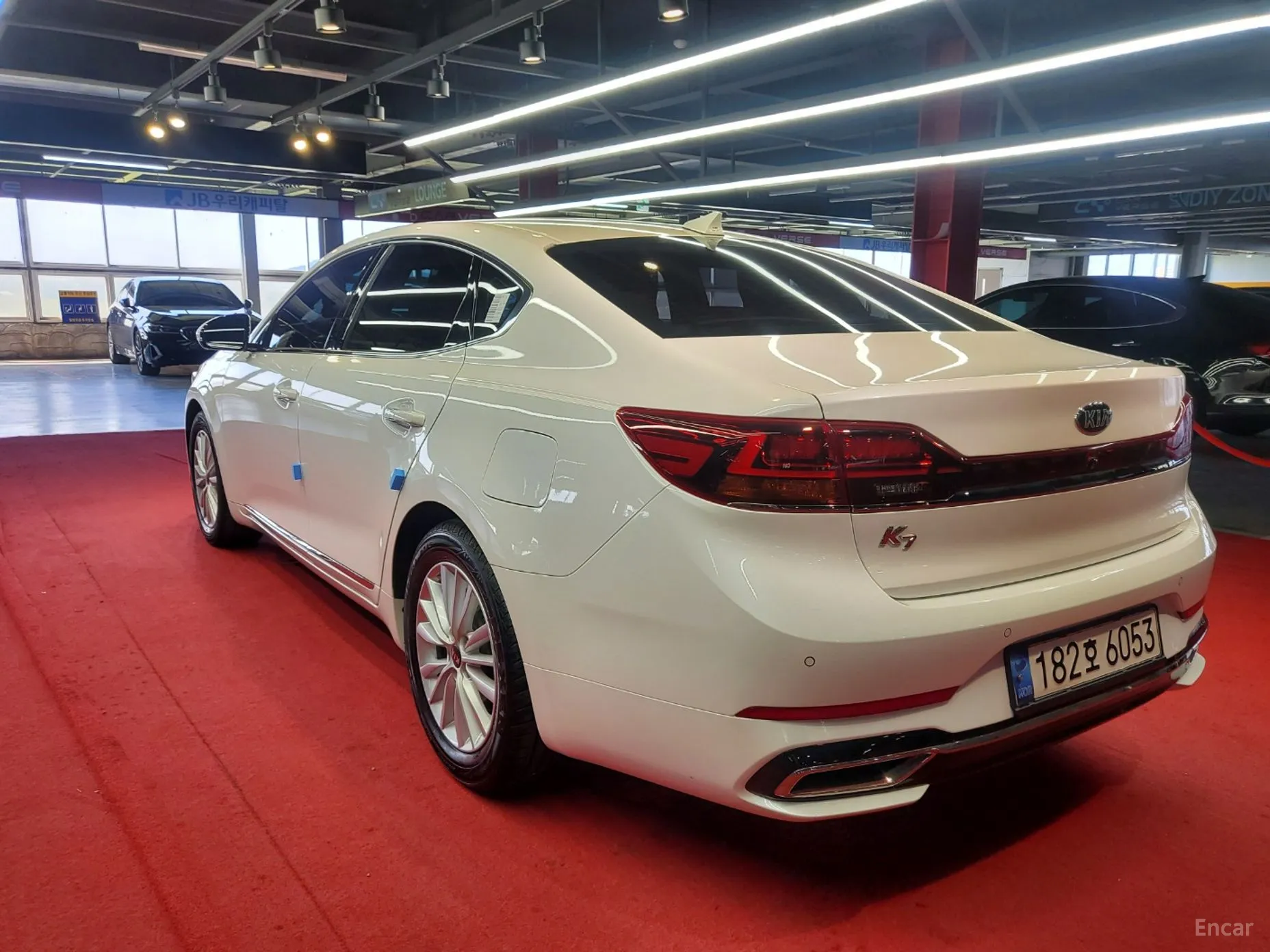 Kia K7 Premier превью 3