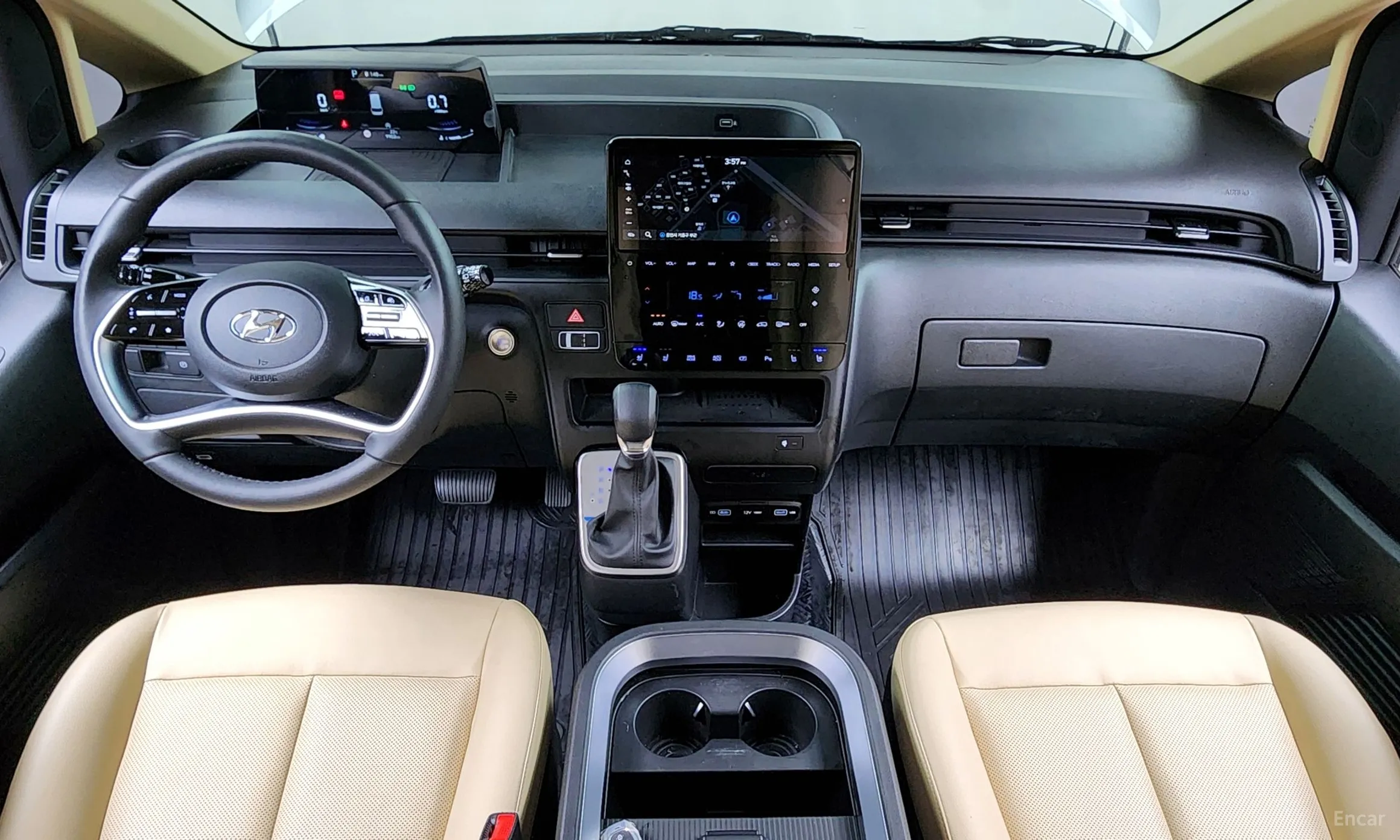Hyundai Staria превью 4
