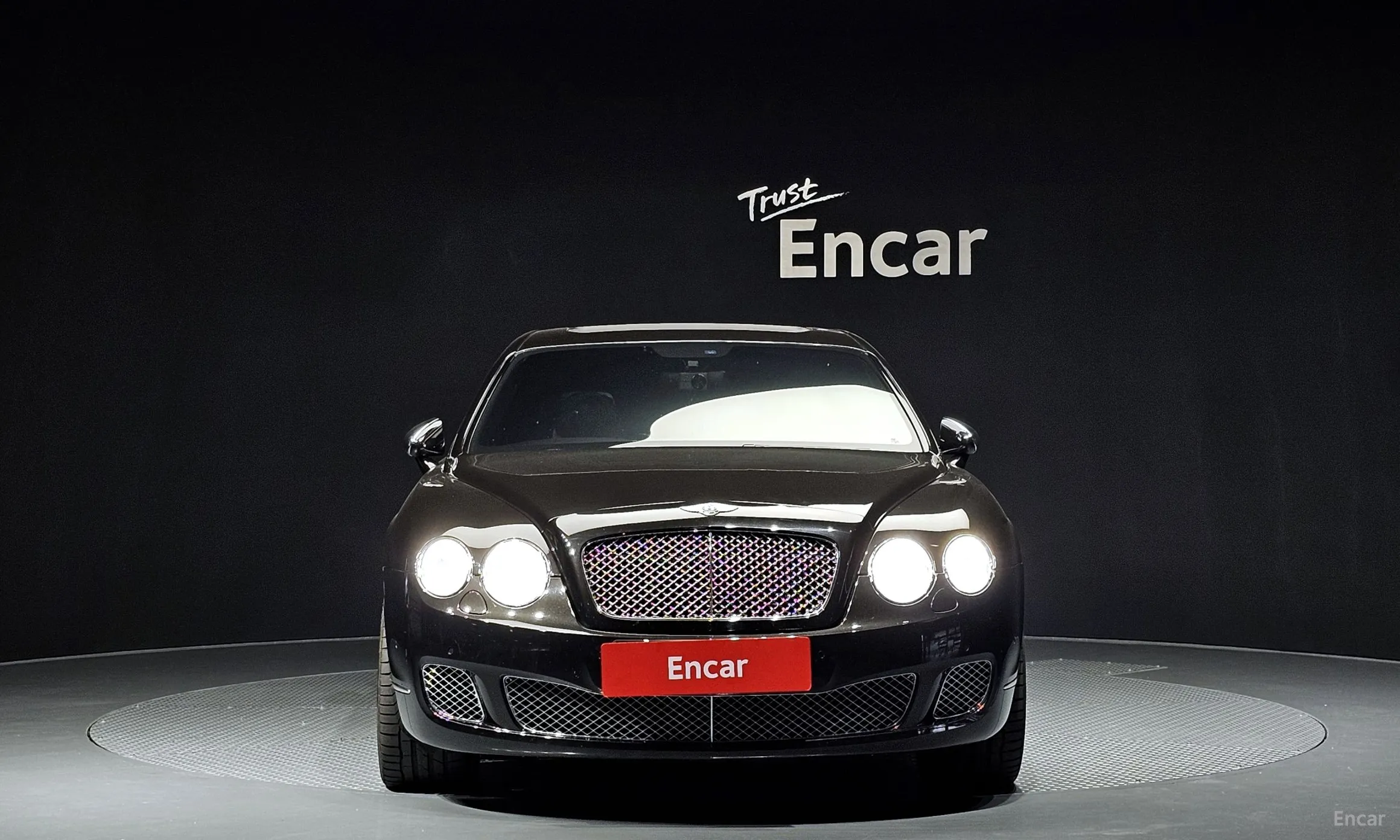 Bentley Flying Spur Gen 1 превью 3