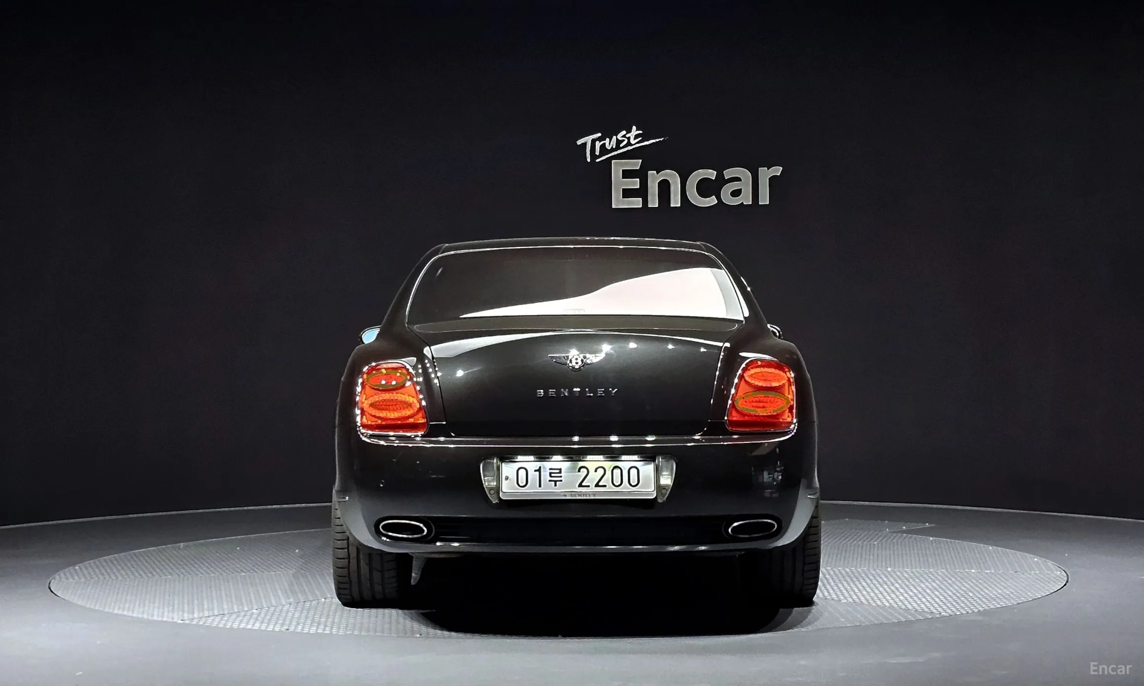 Bentley Flying Spur Gen 1 превью 4