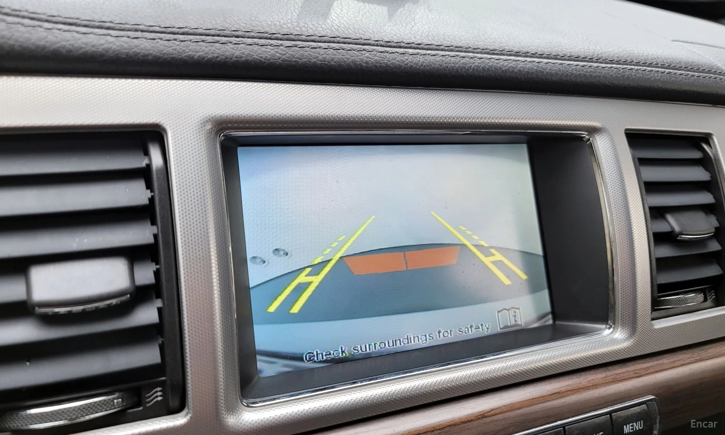 Jaguar New XF превью 17
