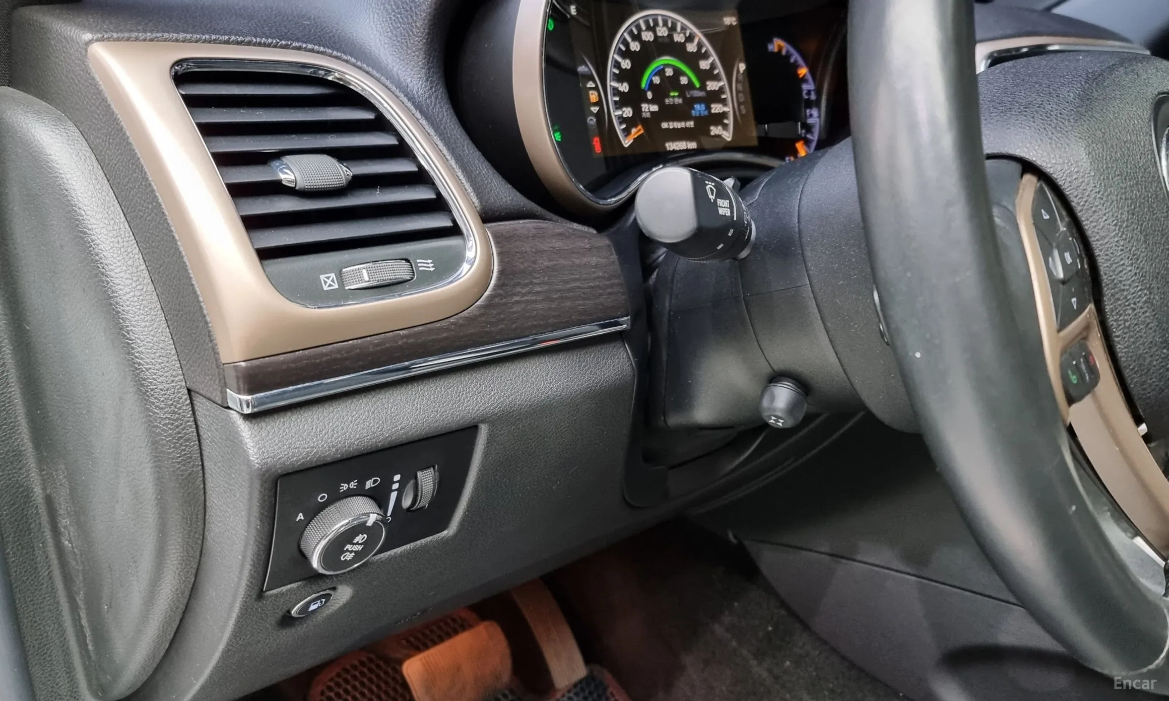 Jeep Grand Cherokee превью 15