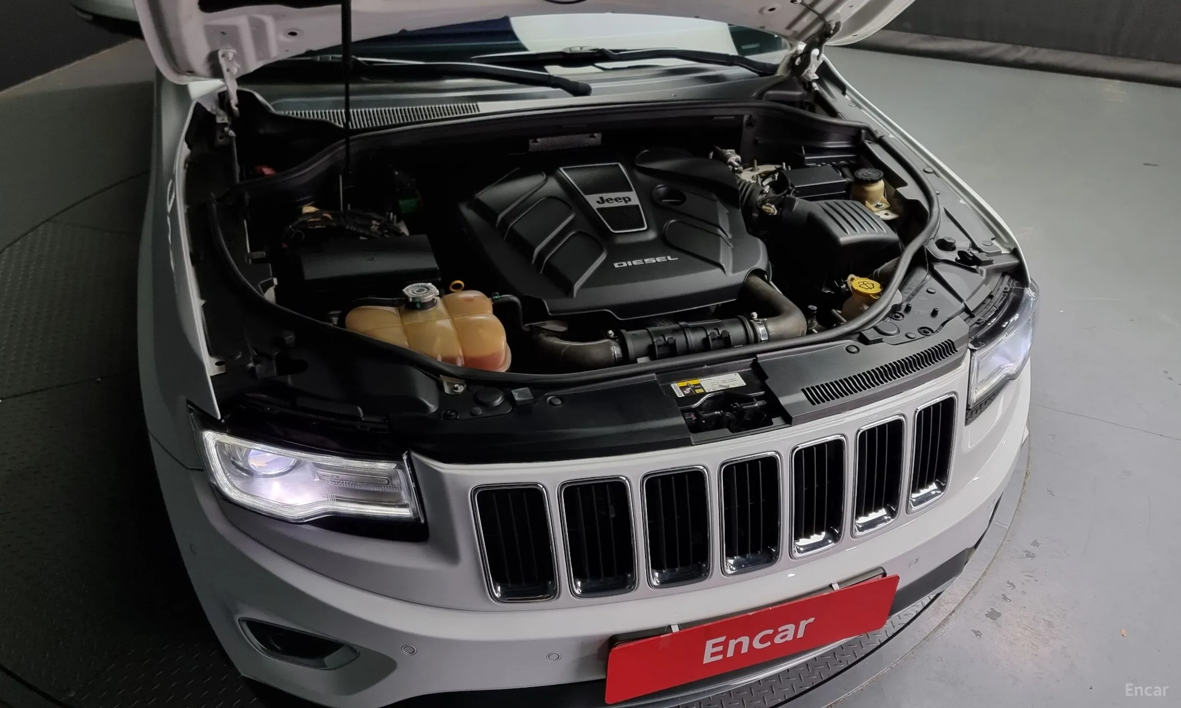 Jeep Grand Cherokee превью 6