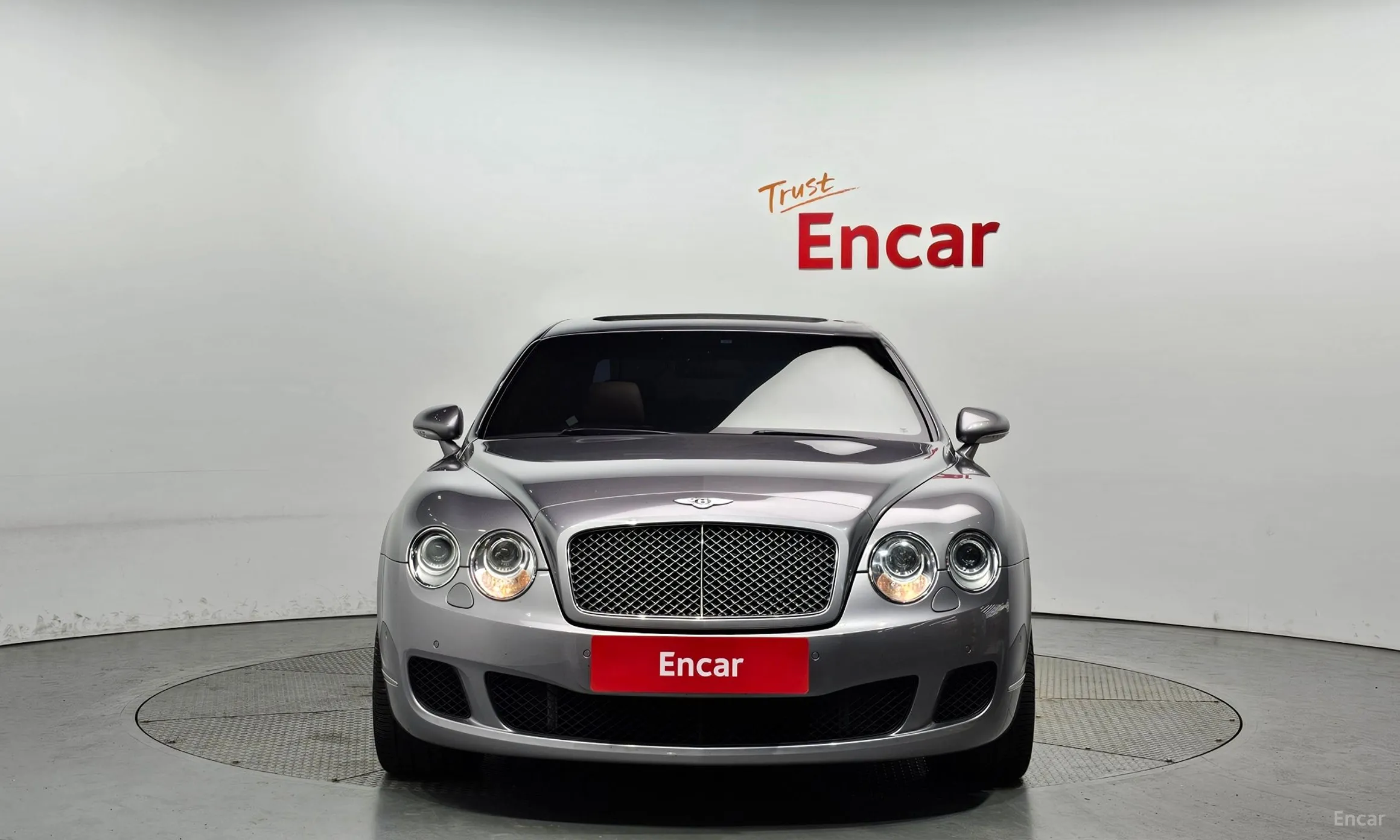 Bentley Flying Spur Gen 1 превью 3