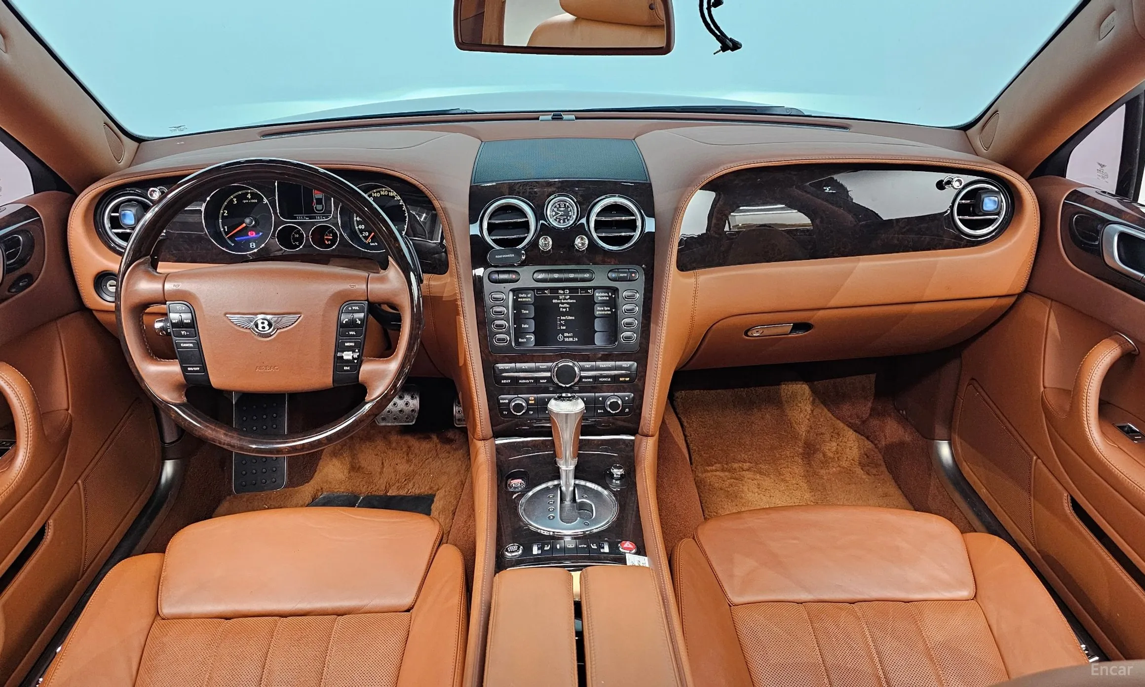 Bentley Flying Spur Gen 1 превью 7