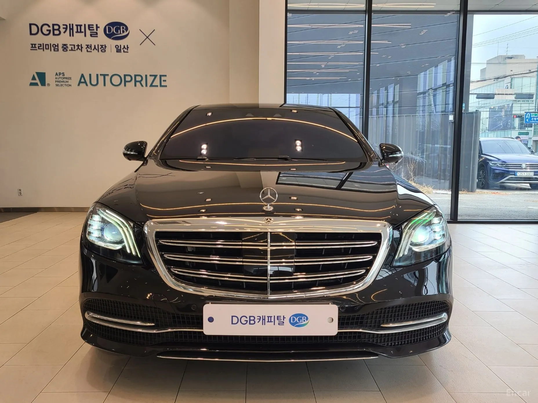 Mercedes Benz S-Class W222