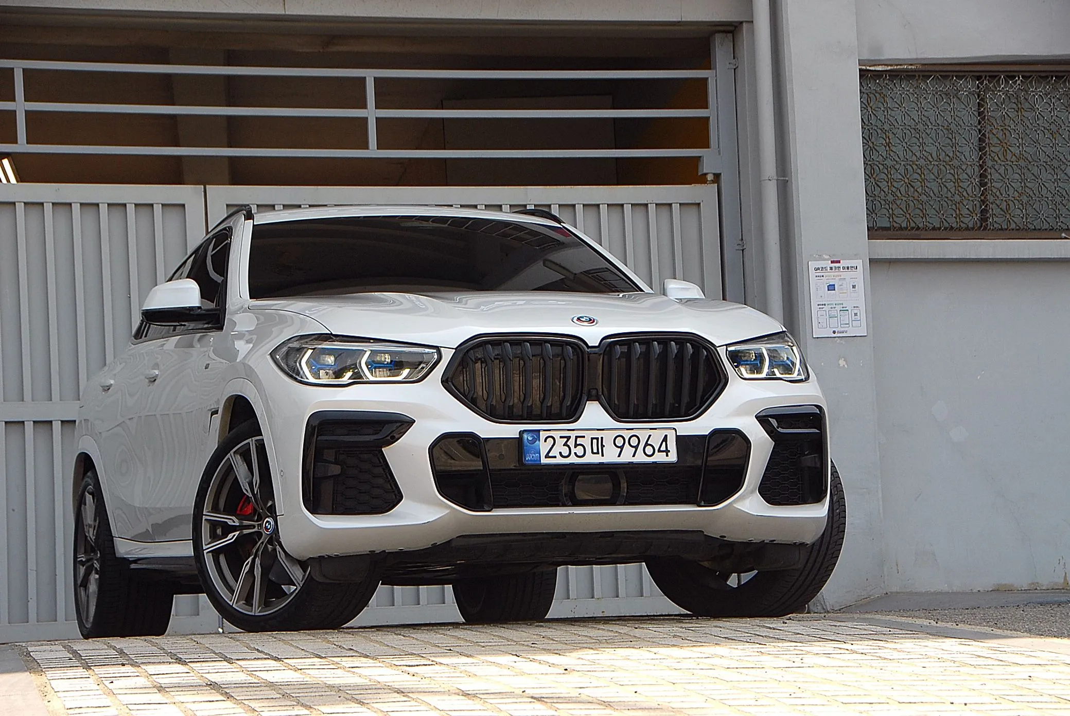 BMW X6 (G06) превью 3