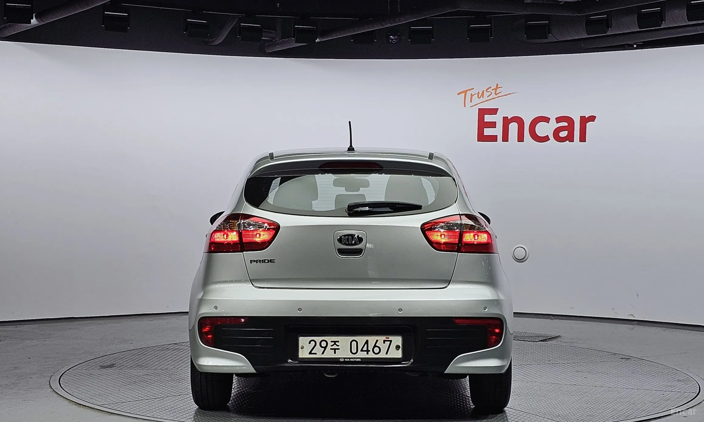 Kia The New Pride превью 3