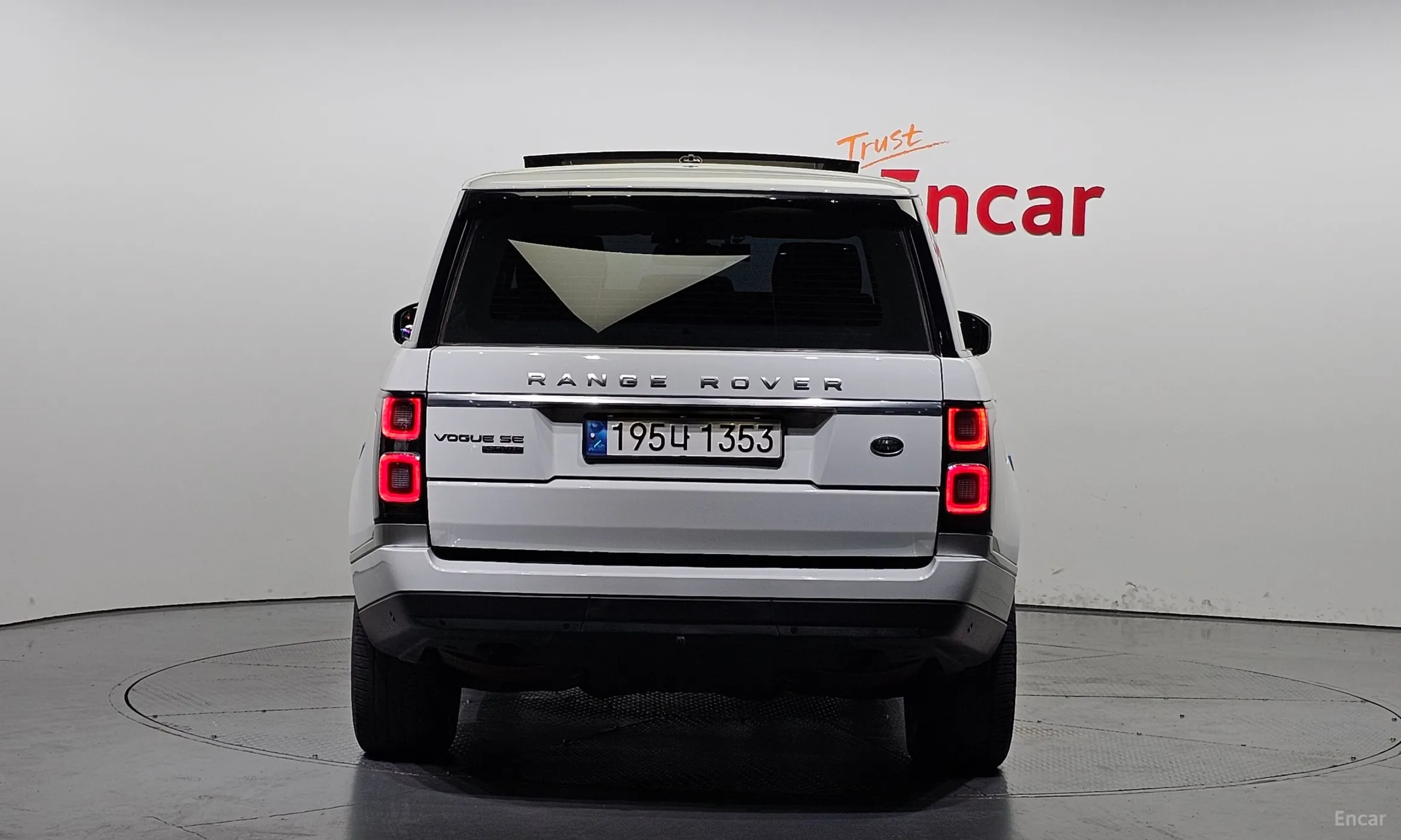 Land Rover Range Rover 4th Generation превью 3