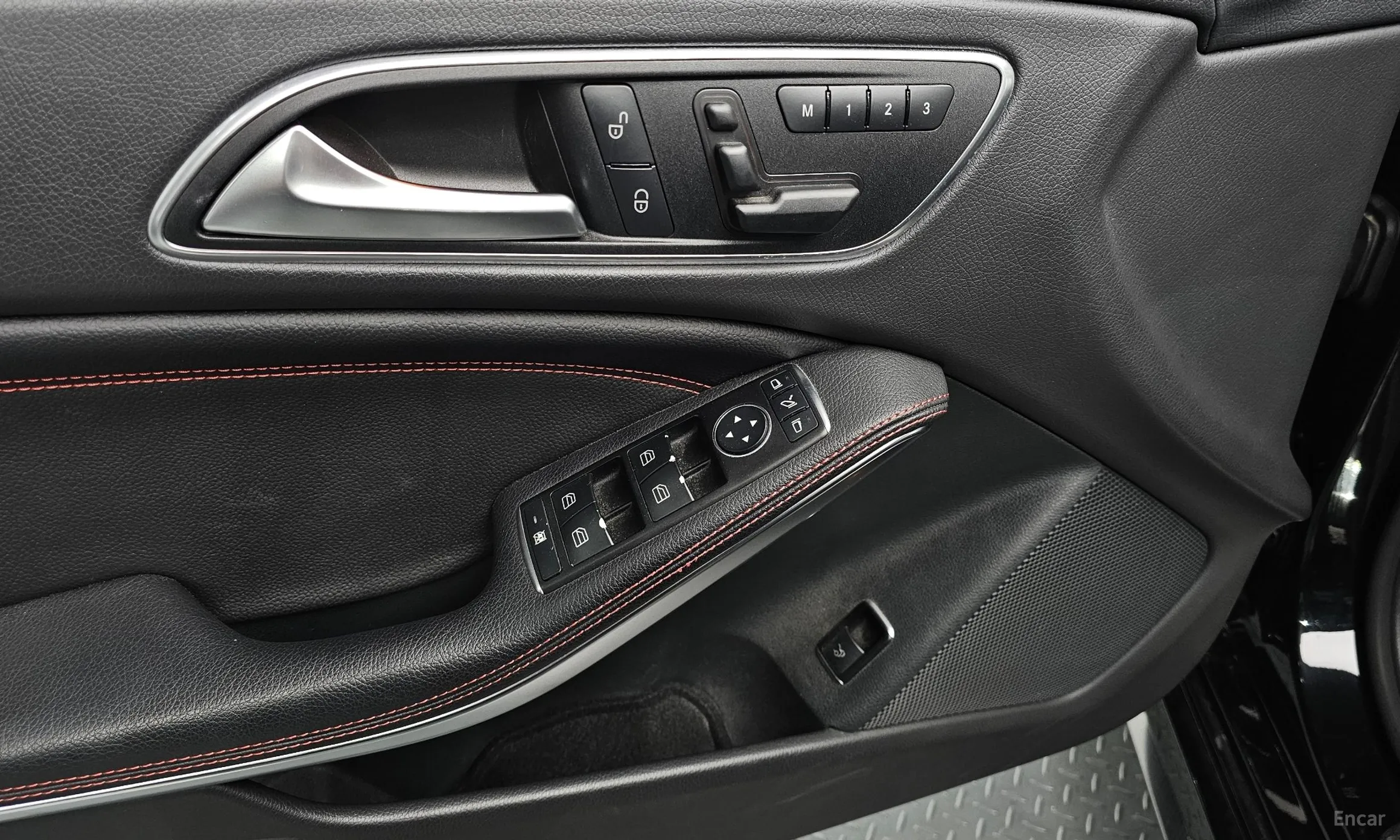Mercedes Benz CLA-Class C117 превью 18