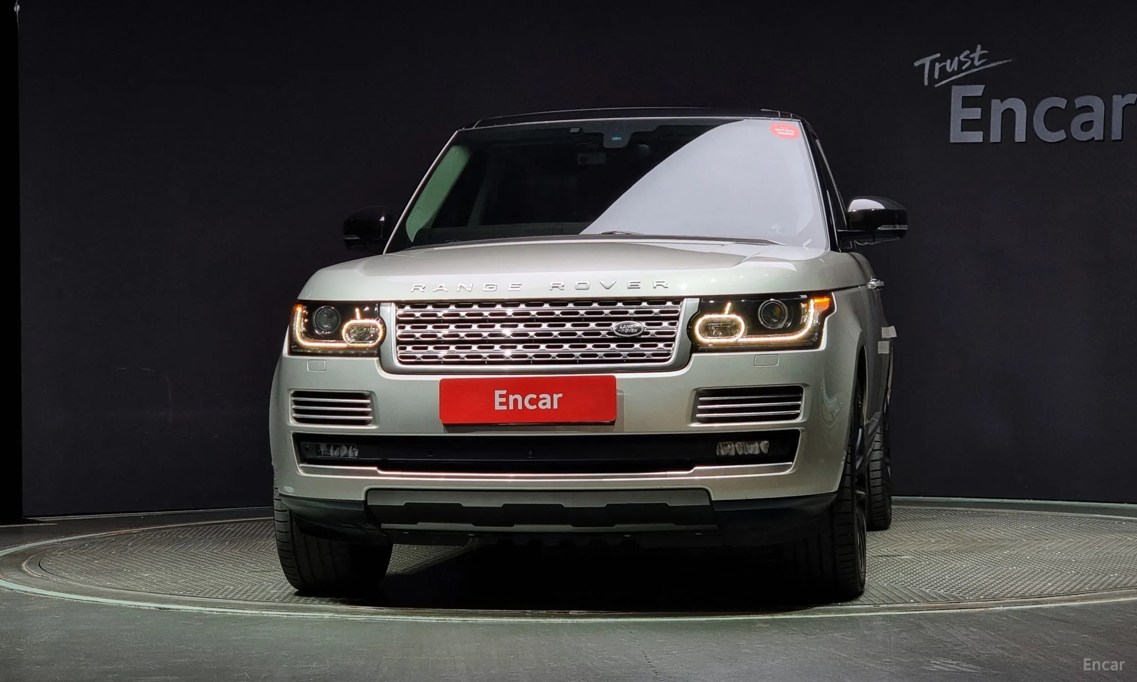Land Rover Range Rover 4th Generation превью 2
