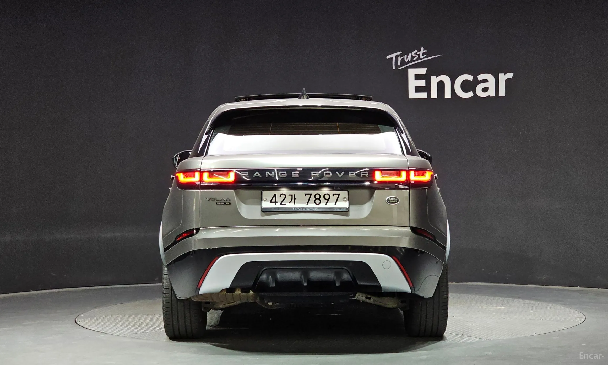 Land Rover Range Rover Bella превью 3