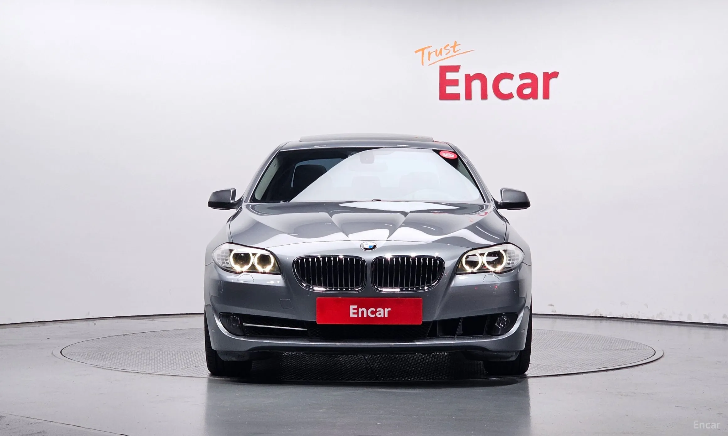 BMW 5 Series (F10) превью 2