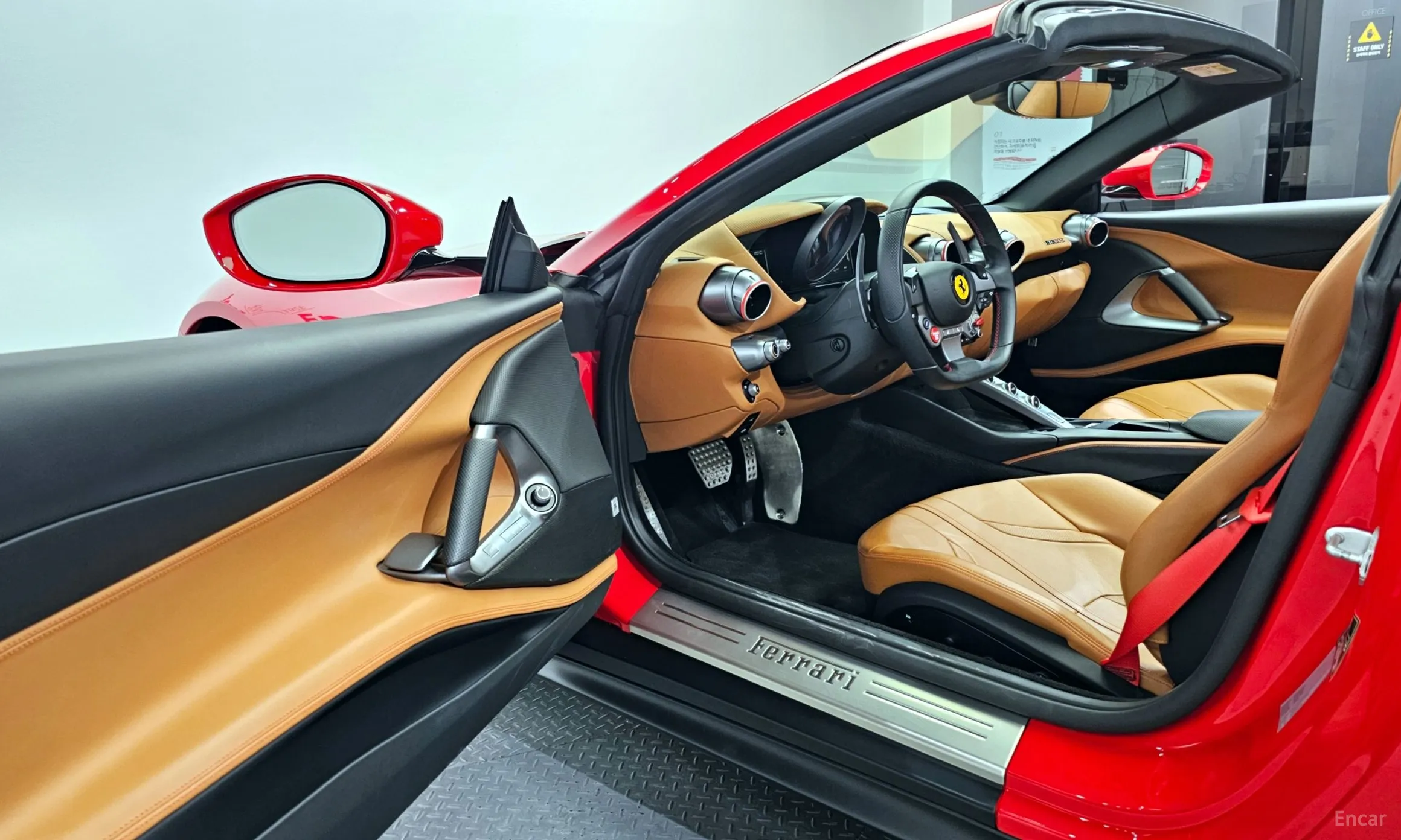 Ferrari 812 GTS превью 11