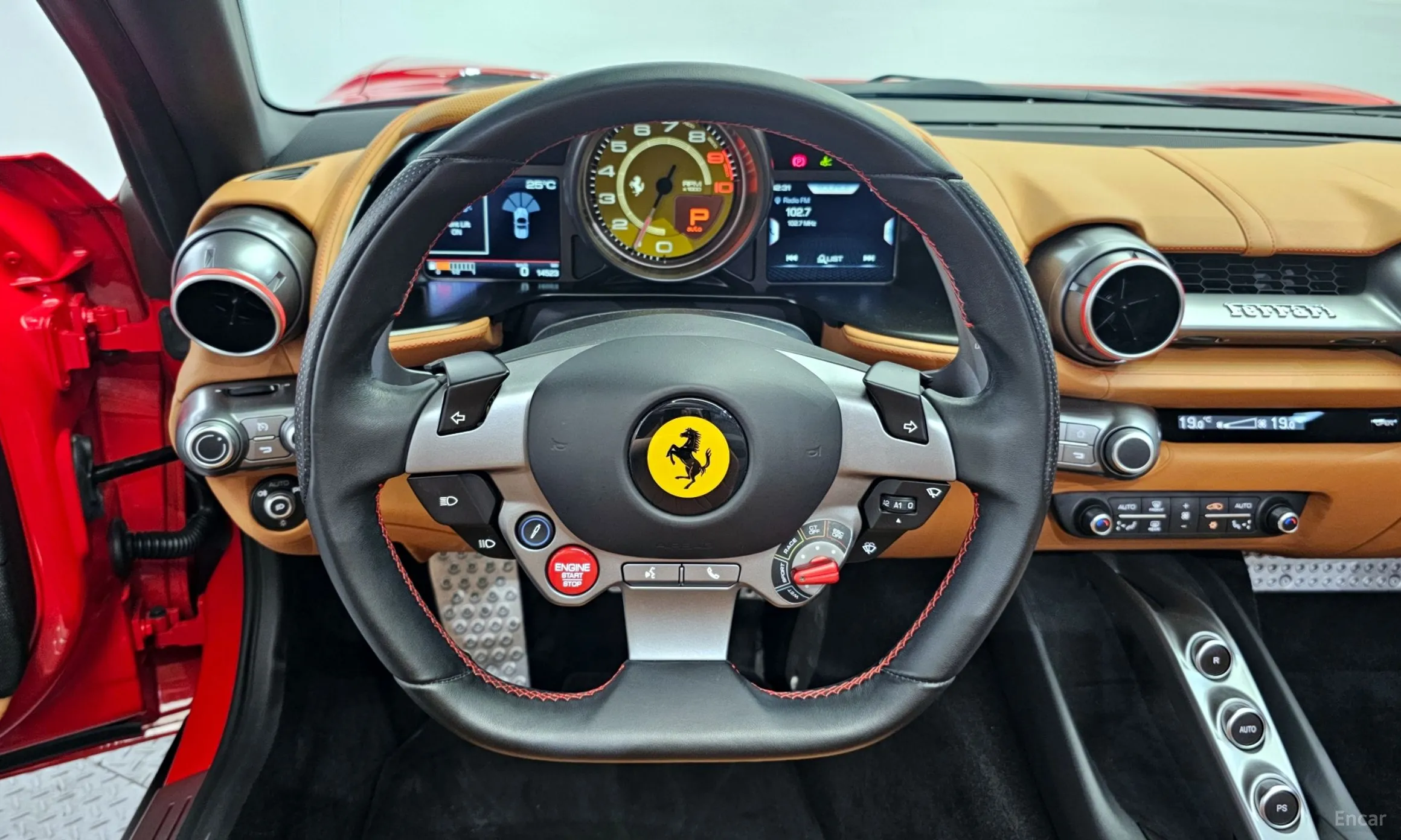 Ferrari 812 GTS превью 12